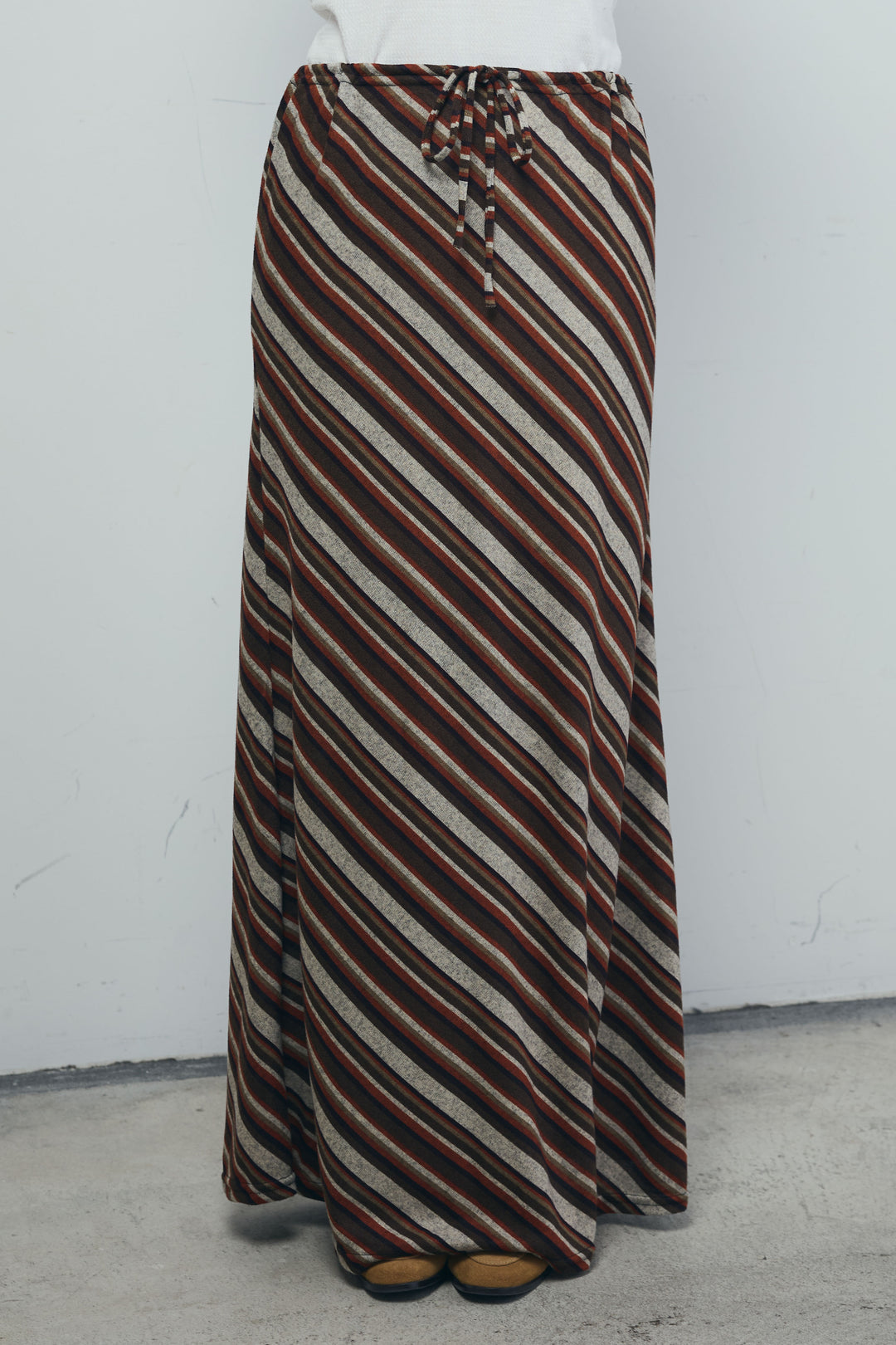 [予約/SET]リネン混ギャザーシアーニット+マルチストライプナロースカート(2set)