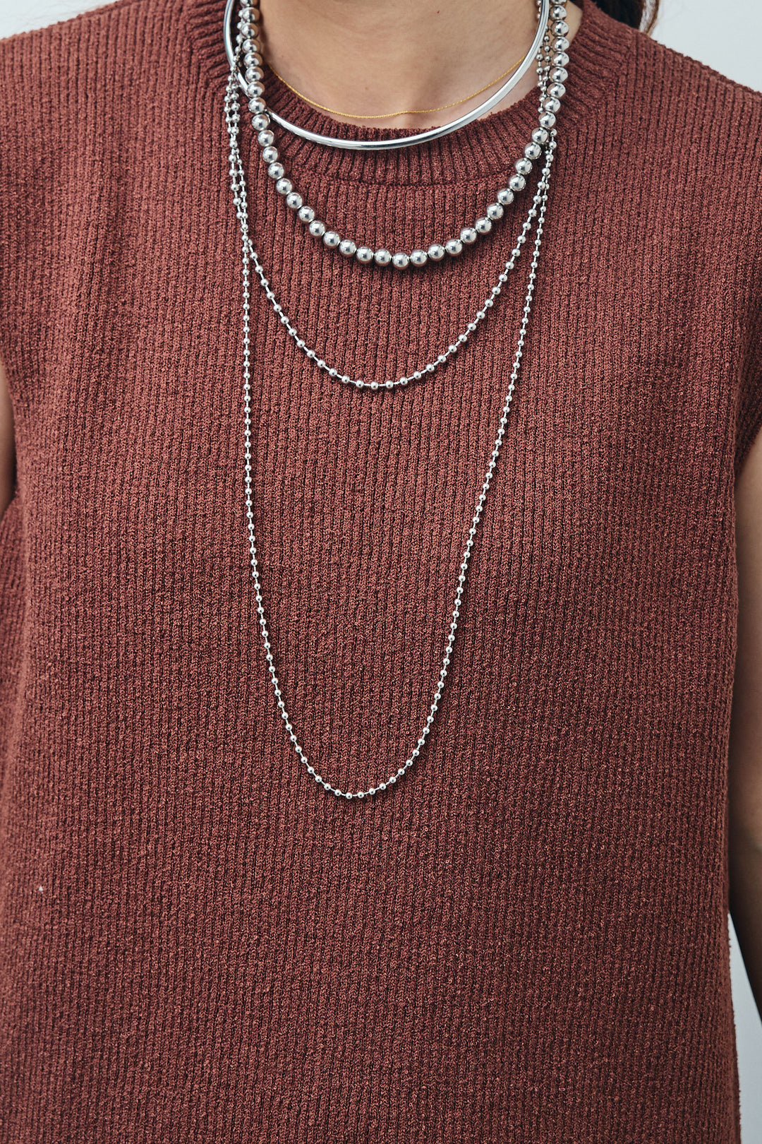 [予約]ミニループバックスリットニット