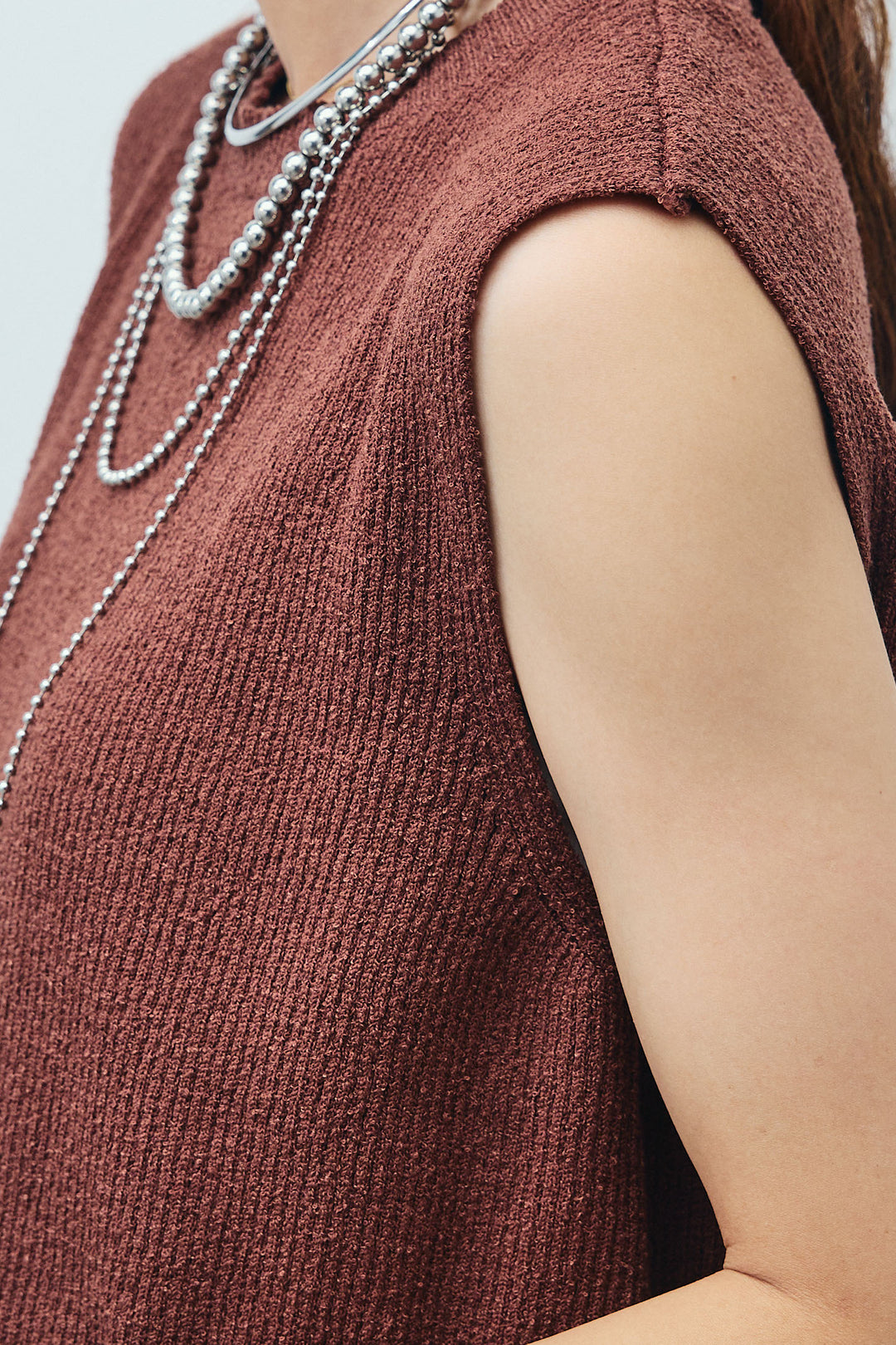 [予約]ミニループバックスリットニット