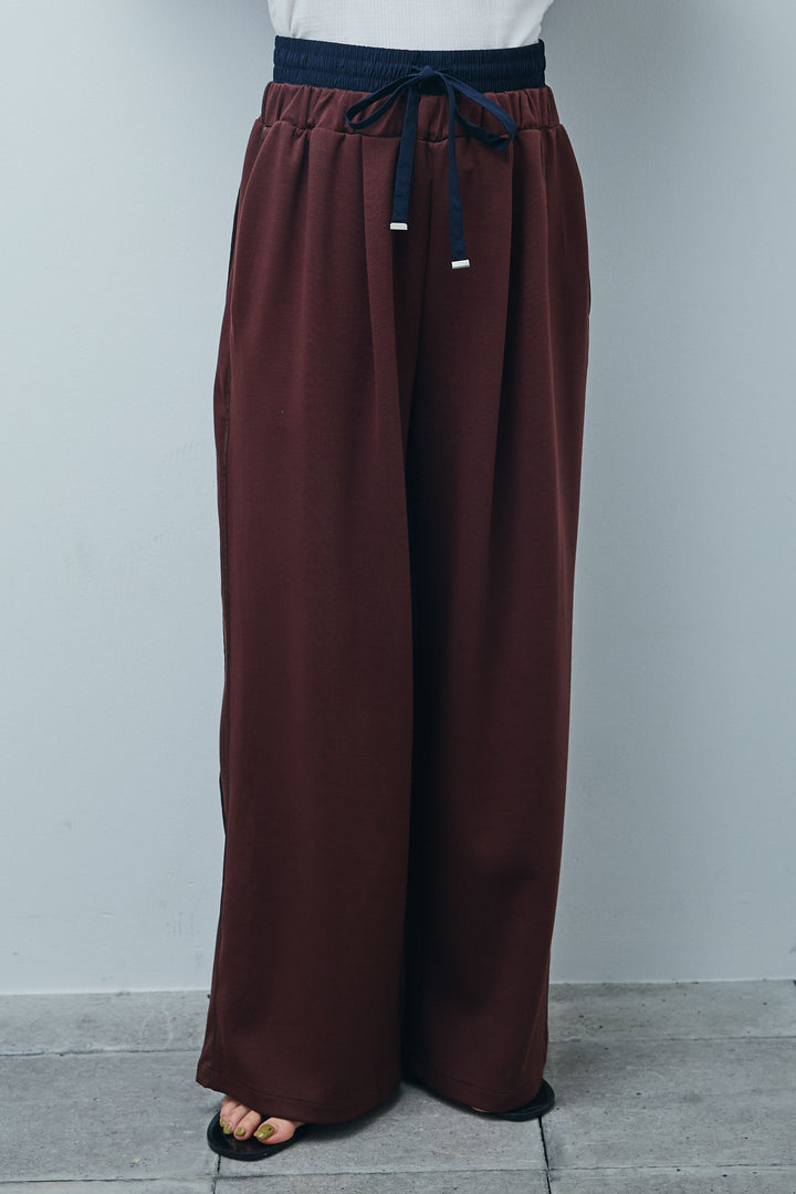 [予約/SET]アシンメトリーキャミソール+セルフカットリブヘンリーネックノースリーブトップス+ダブルウエストサイドラインスウェット(3set)