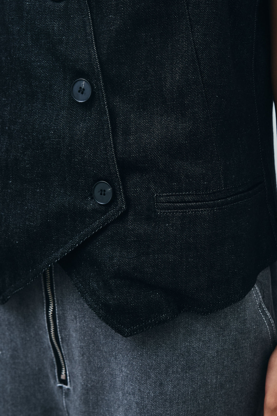 [予約/SET]アシメボタンデニムベスト+フロントジップストラップデザインデニムサロペット(2set)