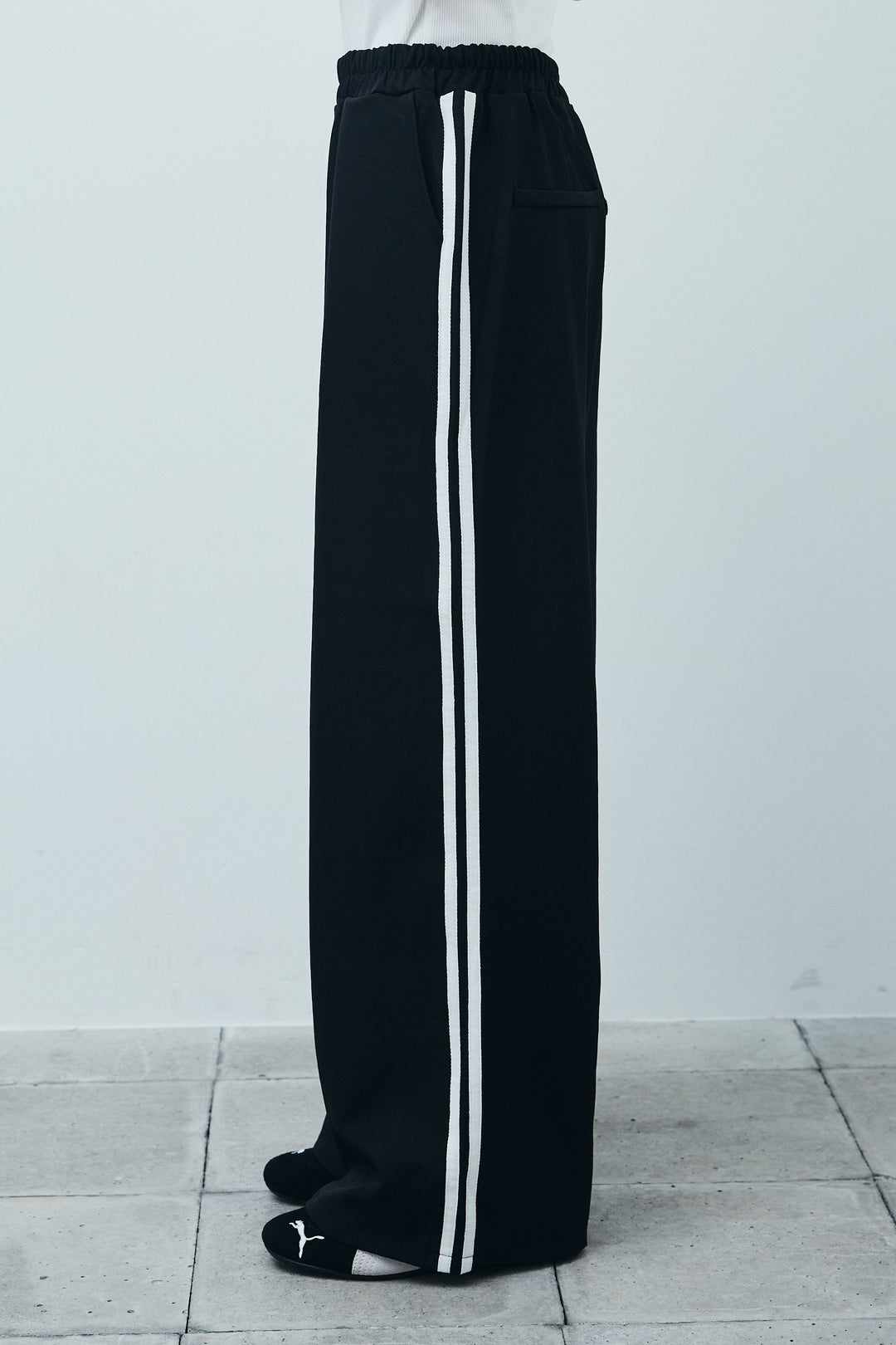 [予約/SET]アシンメトリーデザインジレ+サイドラインワイドパンツ(2set)