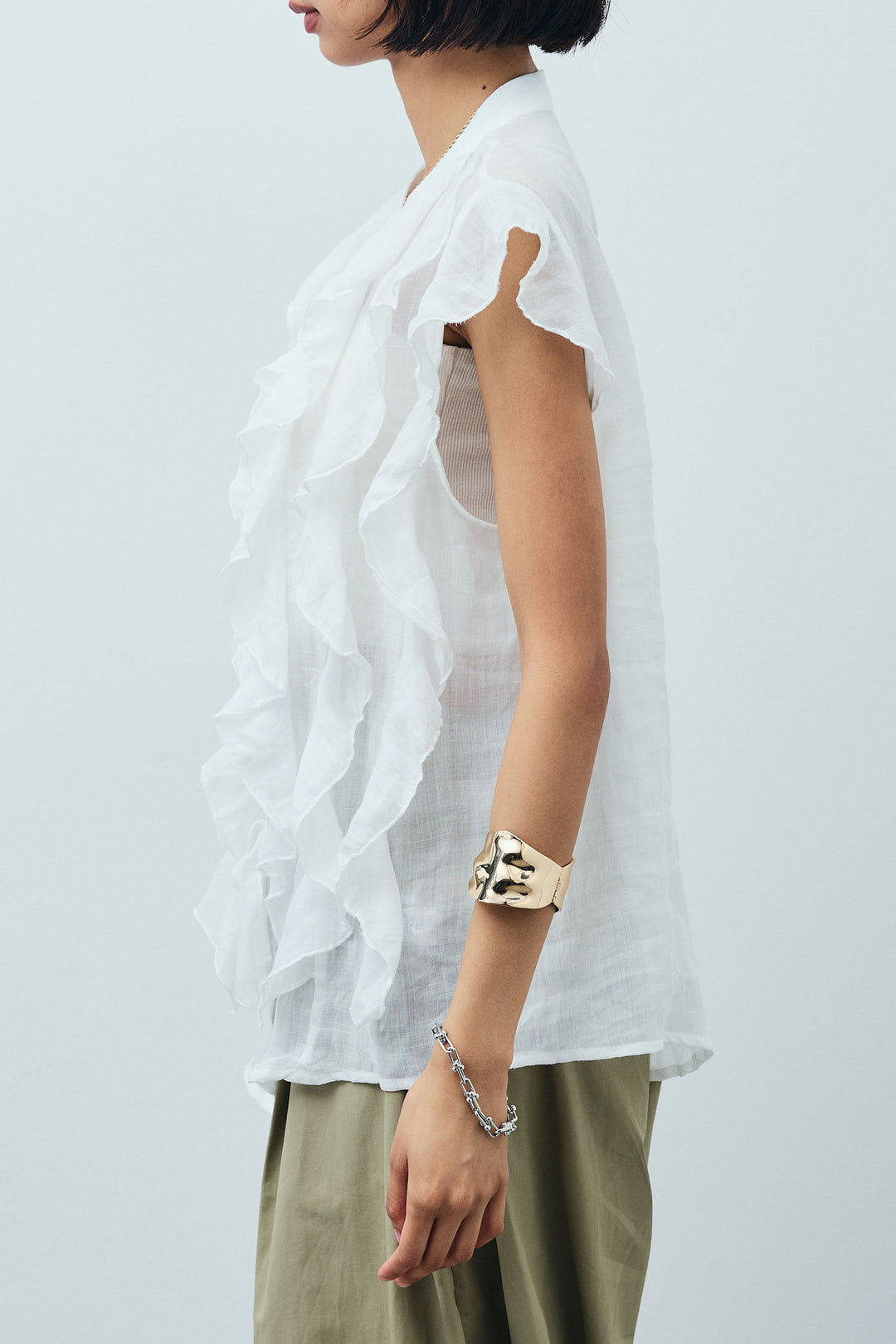 [予約]リネンランダムフリルブラウス