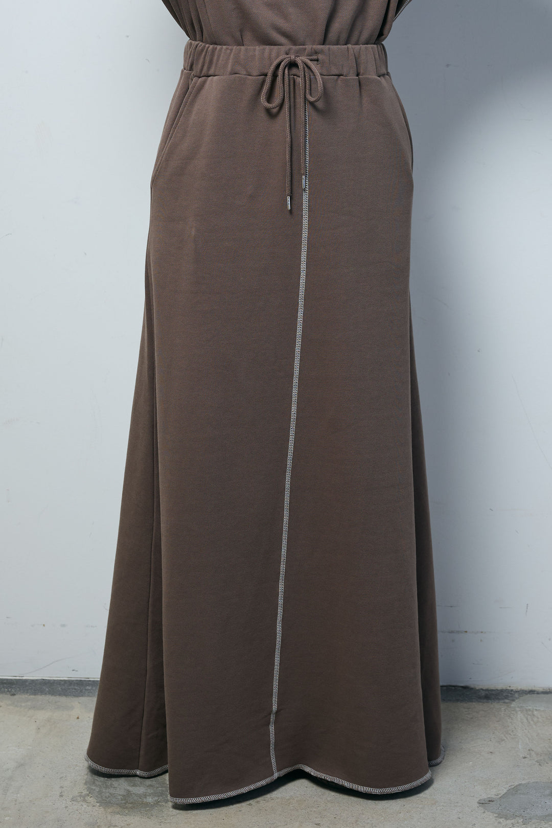 [予約/SET]ダンスフェザーベスト+スリットスウェットロングSK(2set)