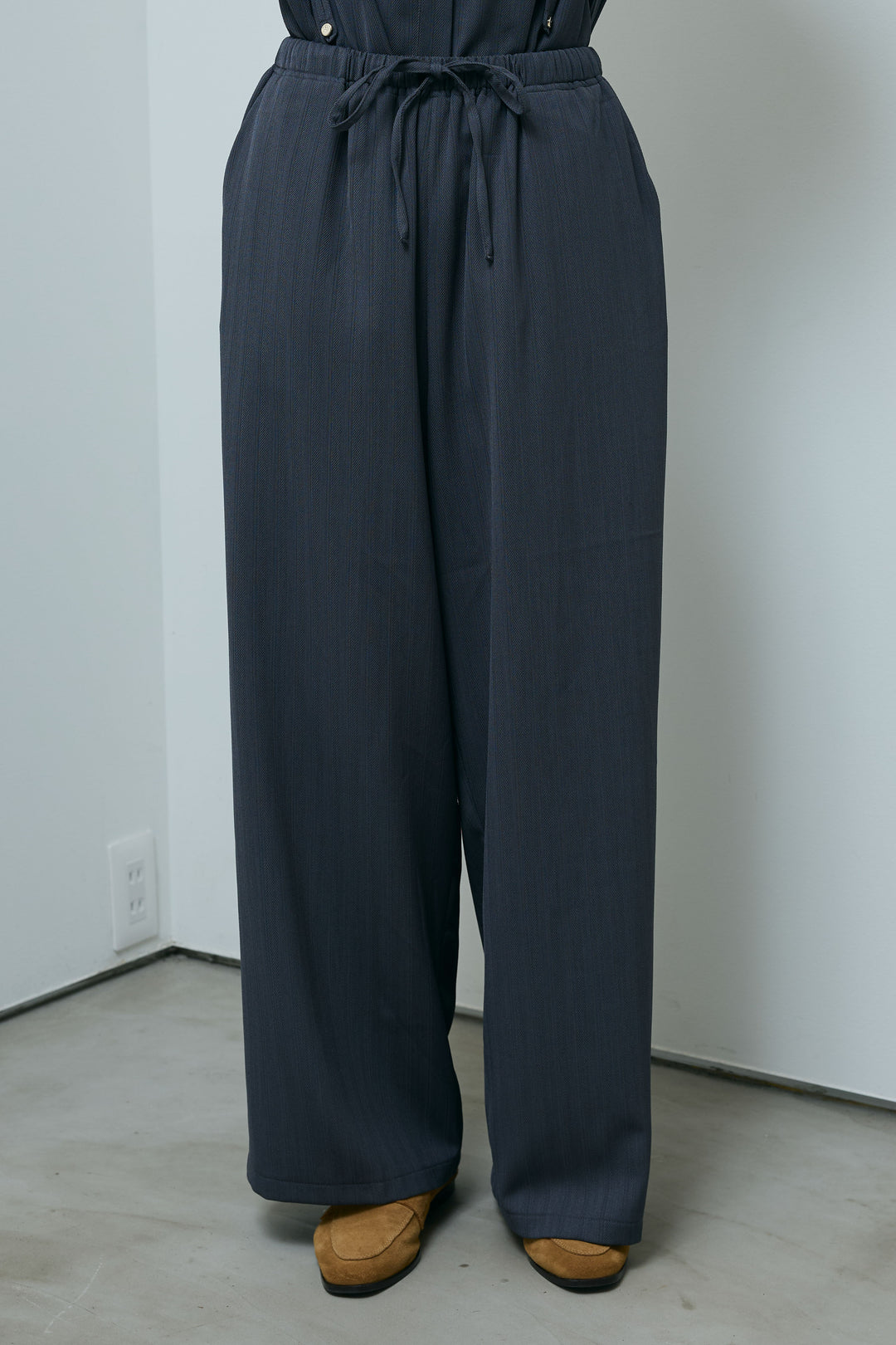 ミニヘリンボーンストレートイージーワイドPT