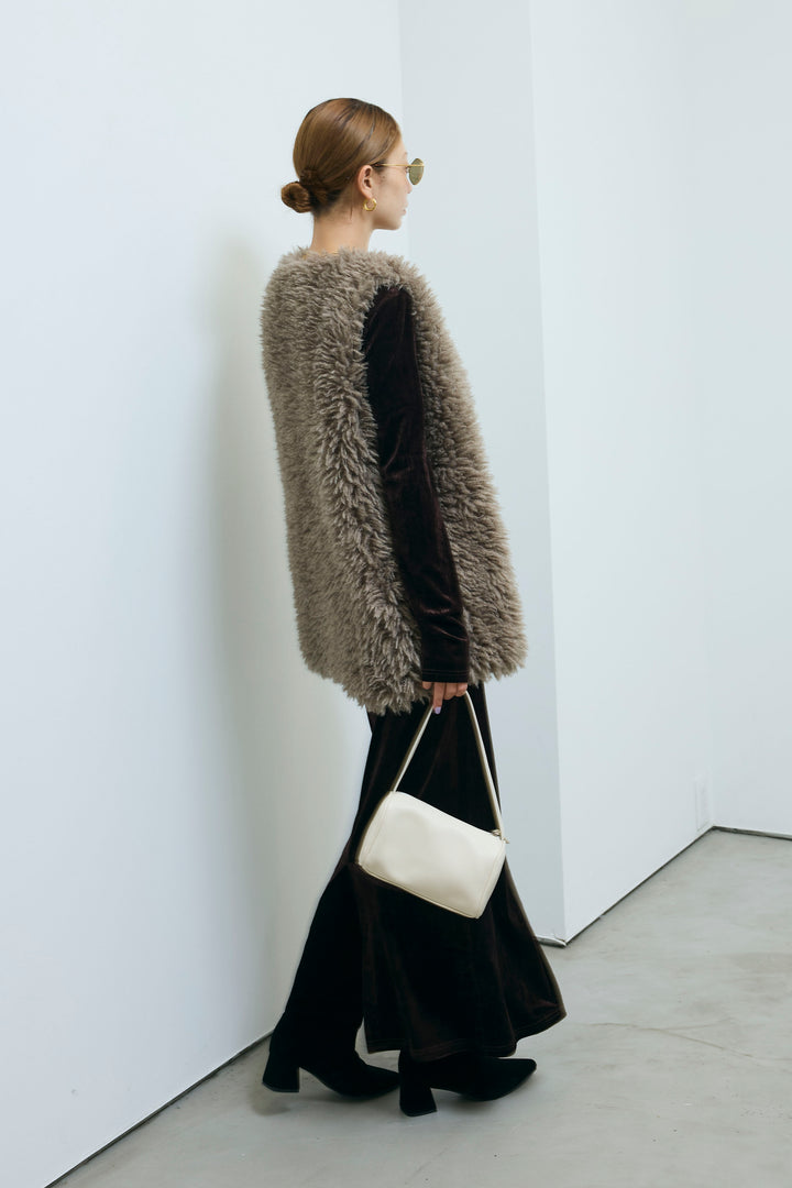 [予約/SET]ベロアバックオープンワンピース+プードルファーベスト(2set)