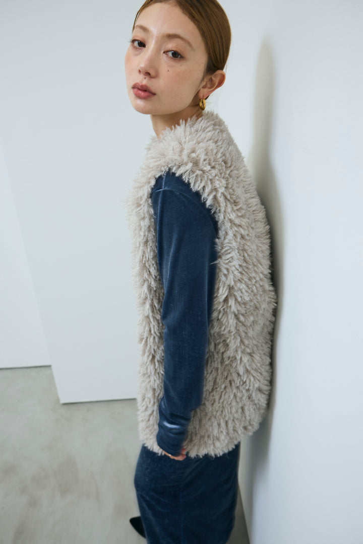 [予約/SET]ベロアバックオープンワンピース+プードルファーベスト(2set)