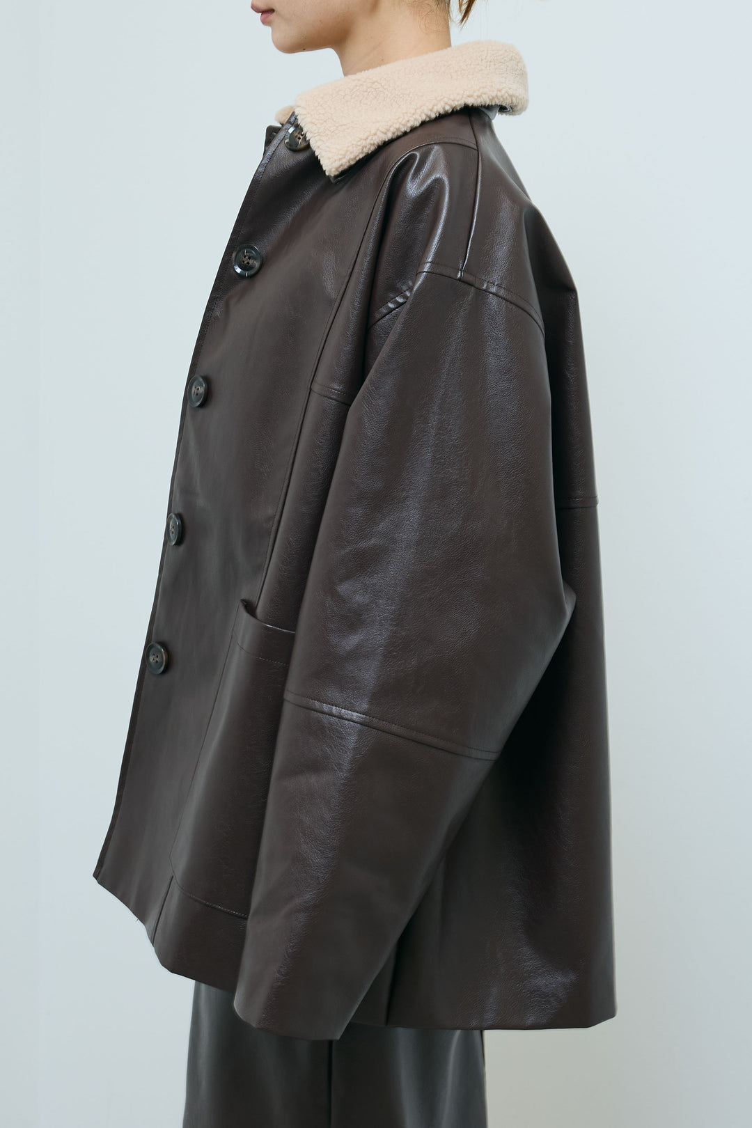 [予約/SET]ボアつきフェイクレザーカバーオール+シアーヘンリーネックロンT+エコレザーバックスリットペンシルスカート(3set)