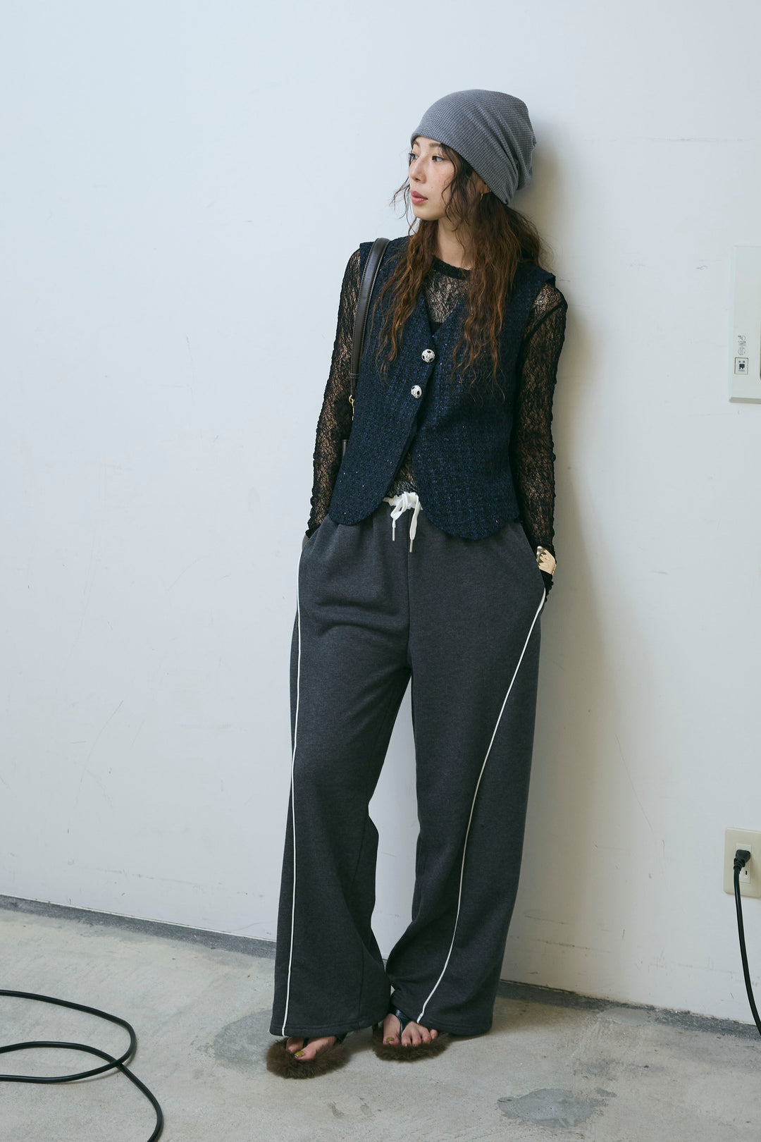 [予約/SET]ビジューボタンラメツイードジレ+裏毛カーブラインワイドパンツ(2set)