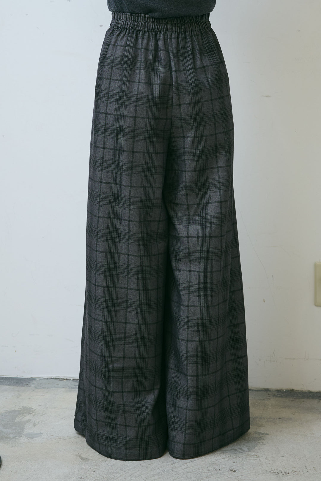 [予約/SET]タイつきVネックニットPO+チェックワイドタックパンツ(2set)