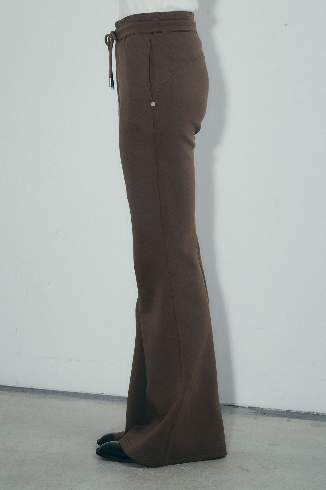 [予約]美脚フレアスウェットパンツ