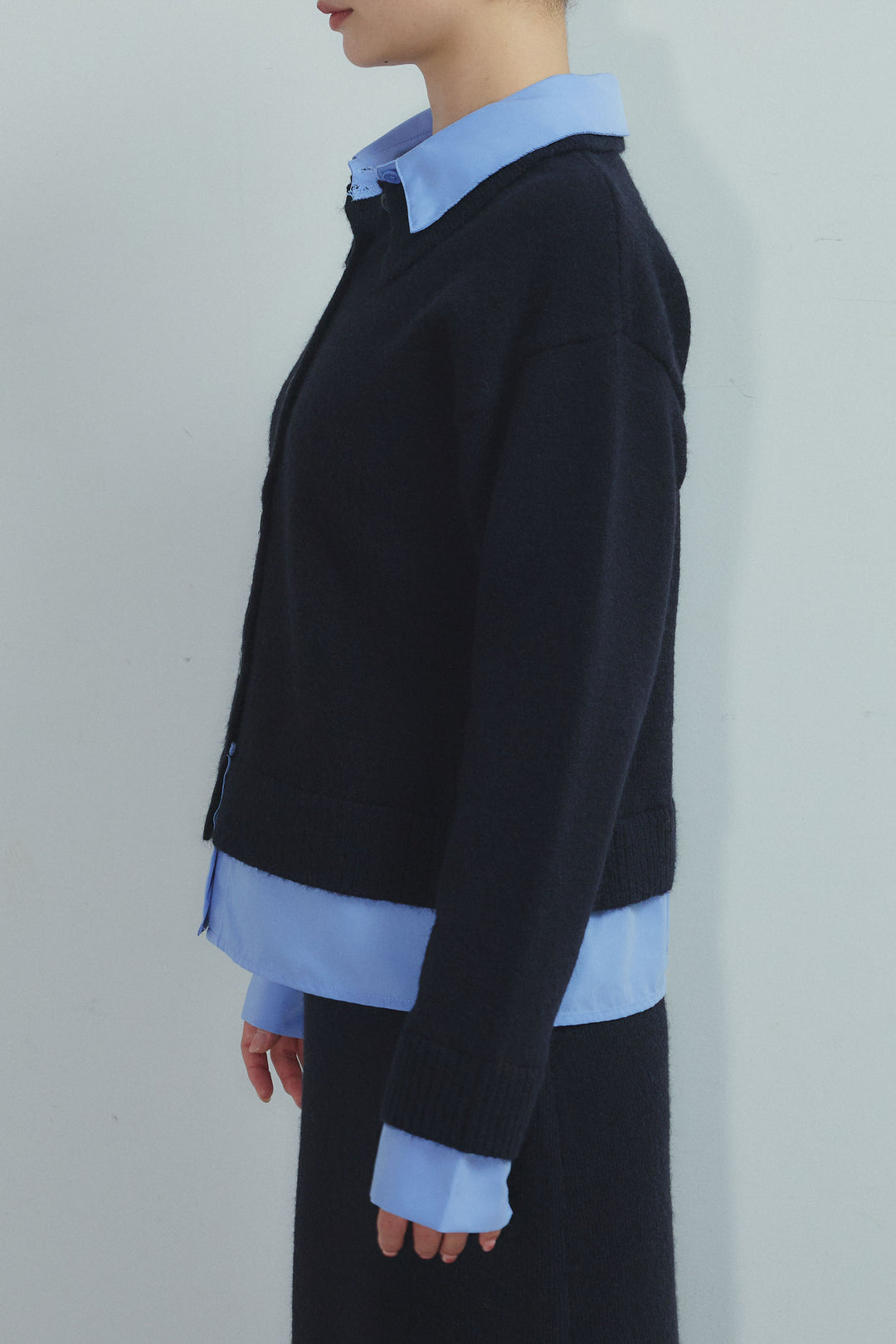 [予約/SET]シャツレイヤードライクニットカーデ+袖レースレイヤードプルオーバー+シャツレイヤードライクニットスカート(3set)