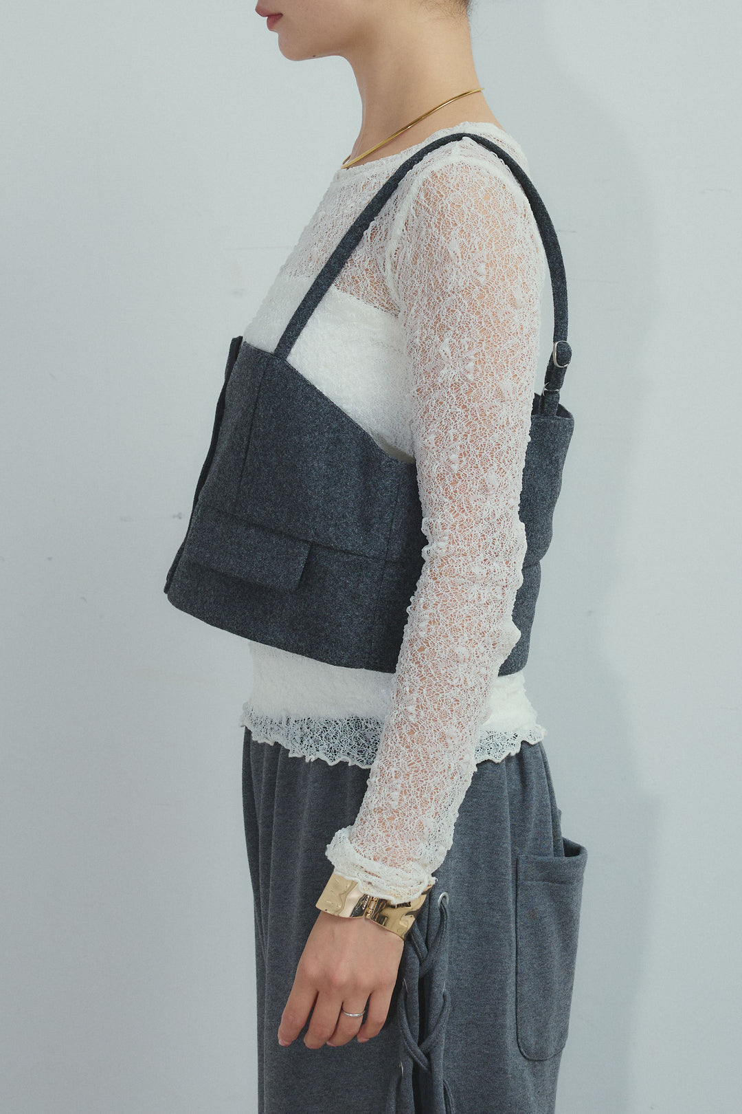 [予約/SET]ヘザーツイルダブルジャケット+シアーレーストップス+フェイクウールビスチェ+サイドレースアップスウェットパンツ(4set)