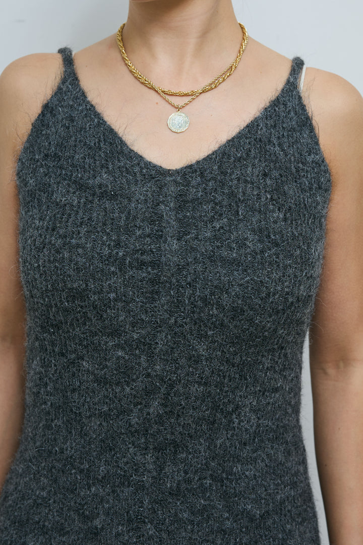 [予約/SET]ポンチョレイヤードニットアップ