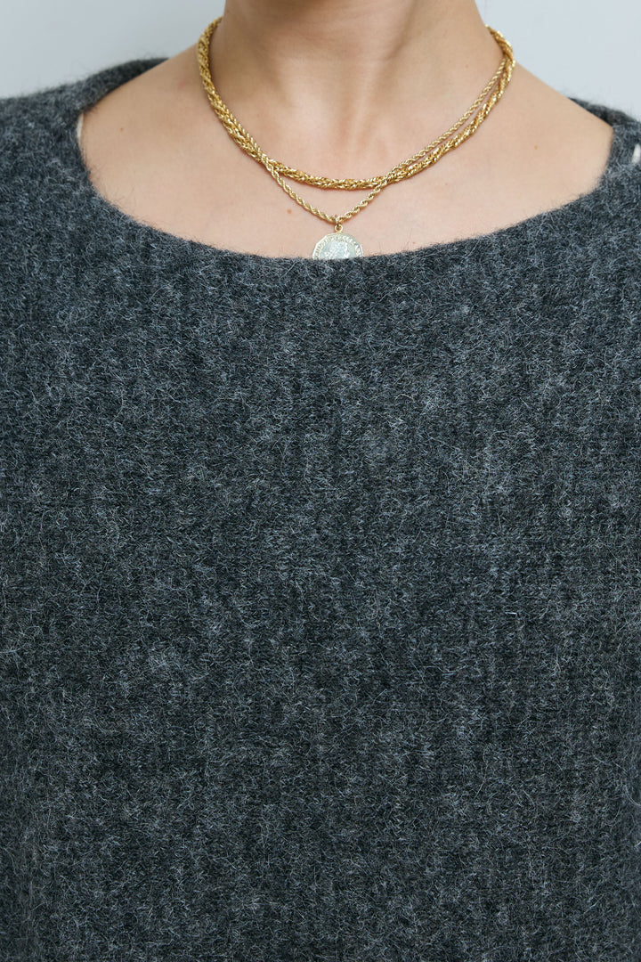 [予約/SET]ポンチョレイヤードニットアップ