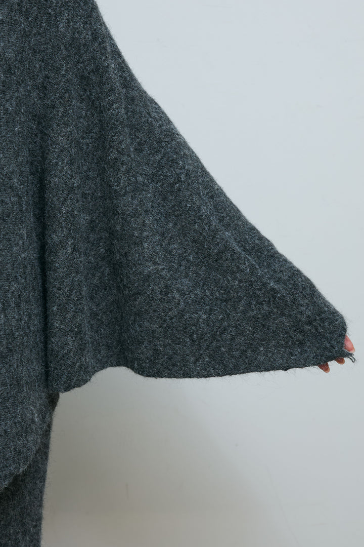 [予約/SET]ポンチョレイヤードニットアップ