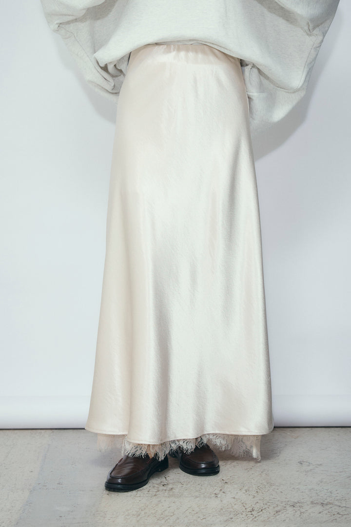 [予約]裾レースサテンスカート
