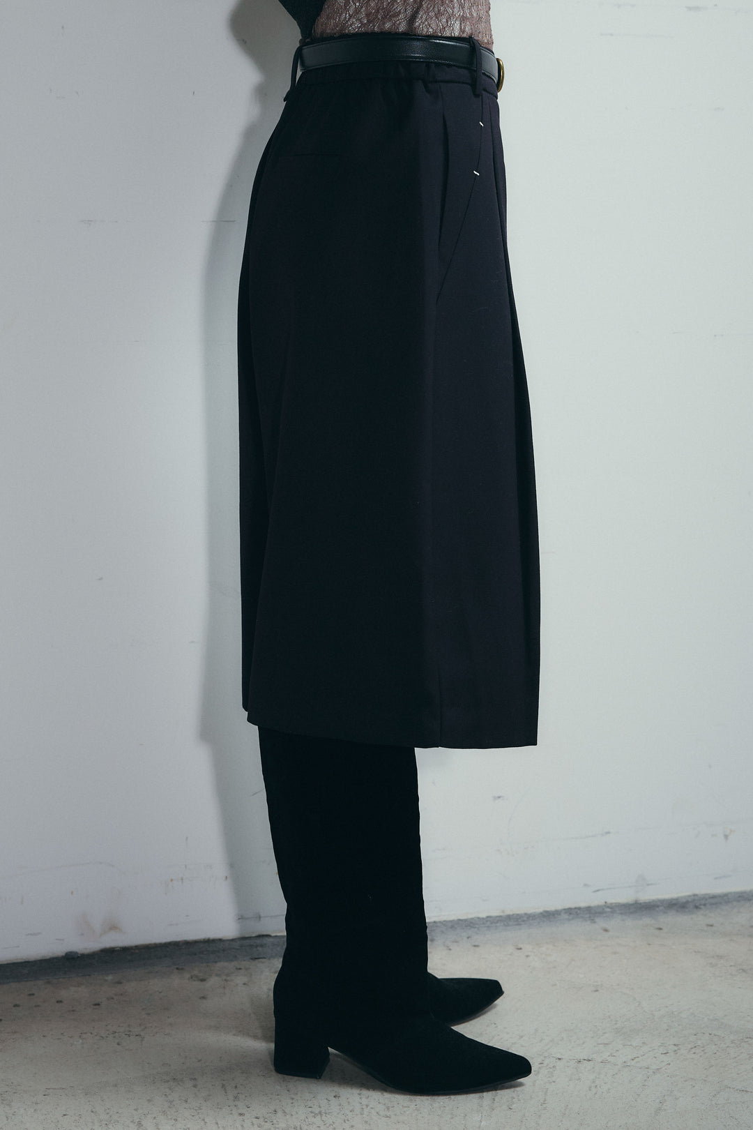 [予約]ベルト付きステッチポイントキュロットパンツ