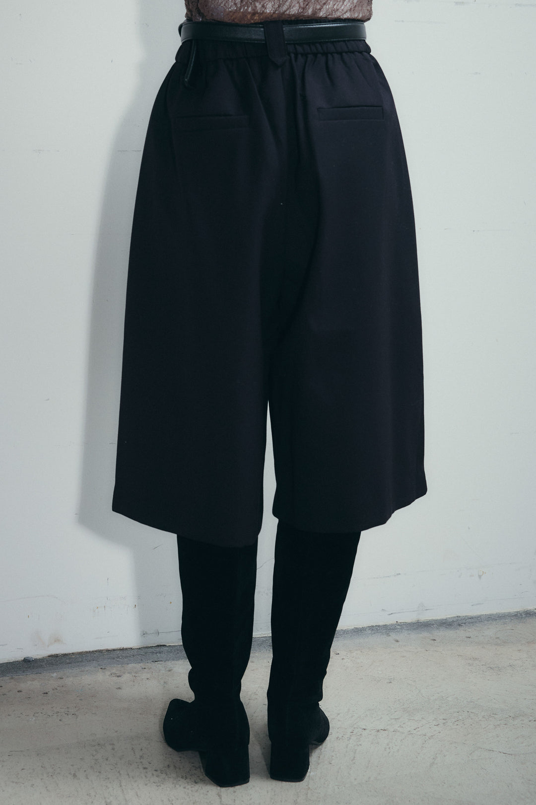 [予約]ベルト付きステッチポイントキュロットパンツ