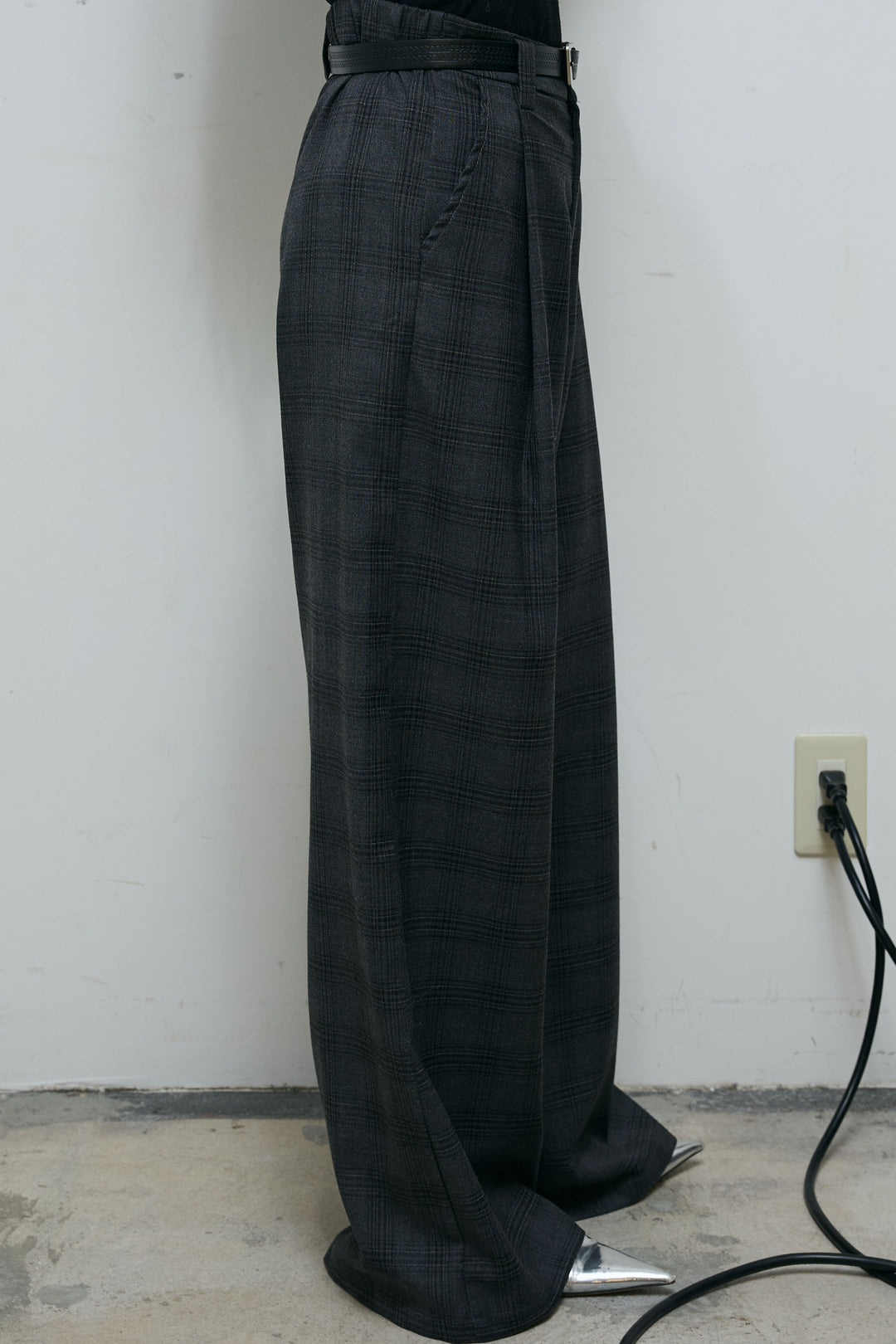 [予約]ベルト付きチェックタックワイドパンツ