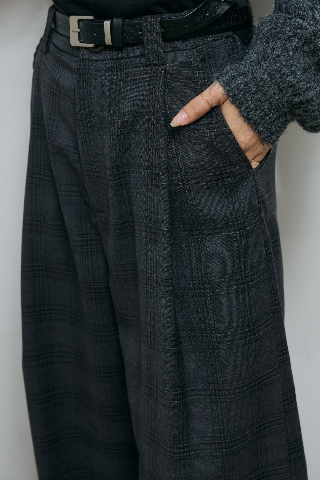 [予約/SET]コンパクトカーディガン+ベルト付きチェックタックワイドパンツ(2set)
