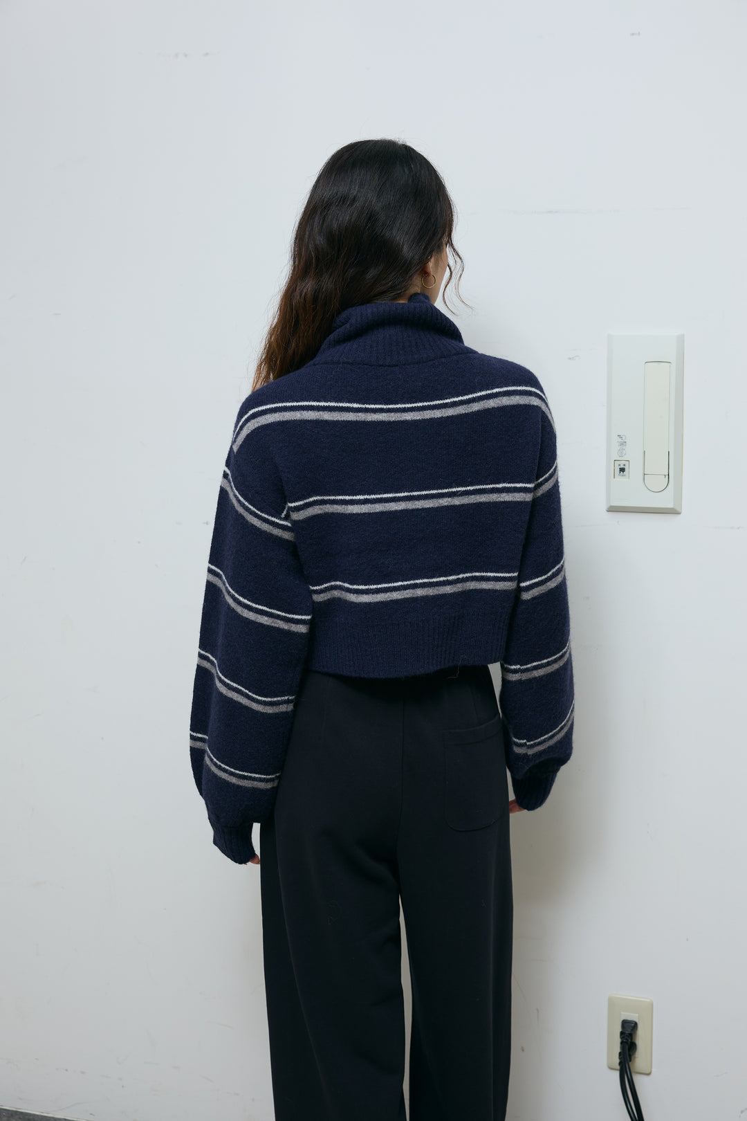 [予約]スタンドカラーボーダージップニット