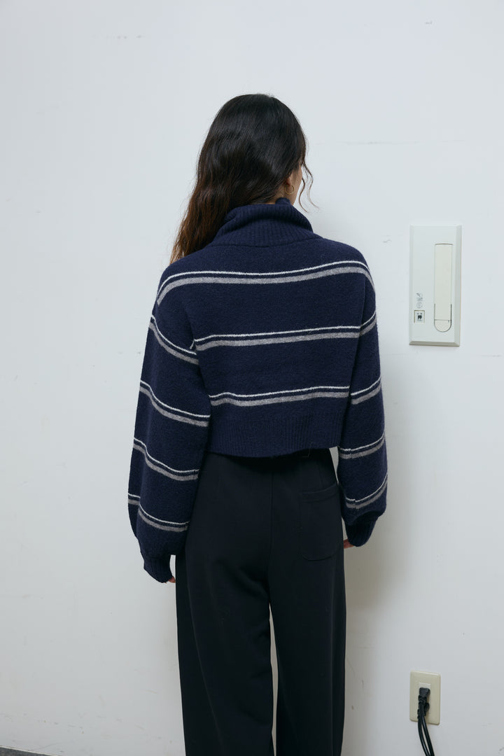 [予約]スタンドカラーボーダージップニット