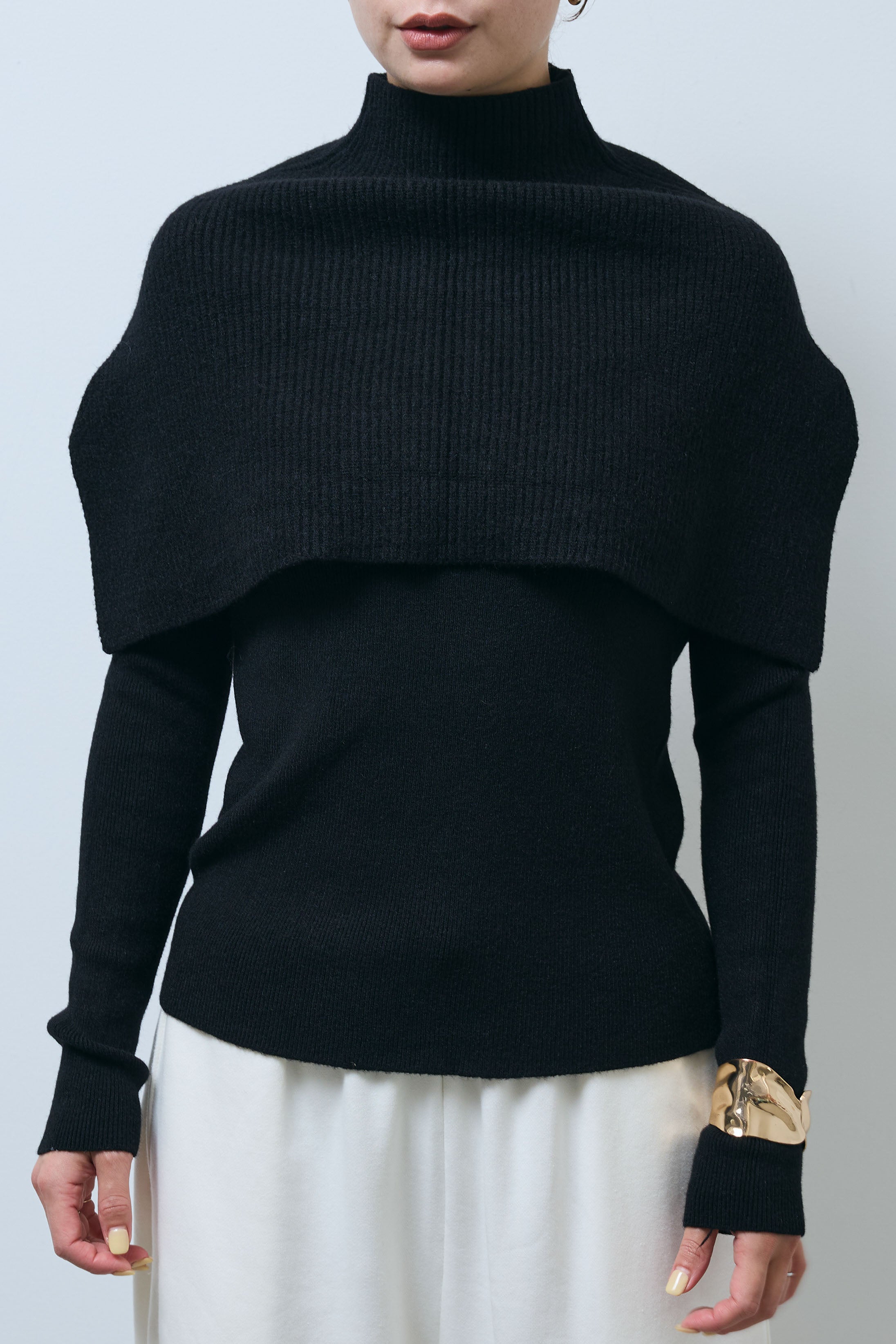 予約/SET]ケープアンサンブルニット+フロントジップストラップデザイン