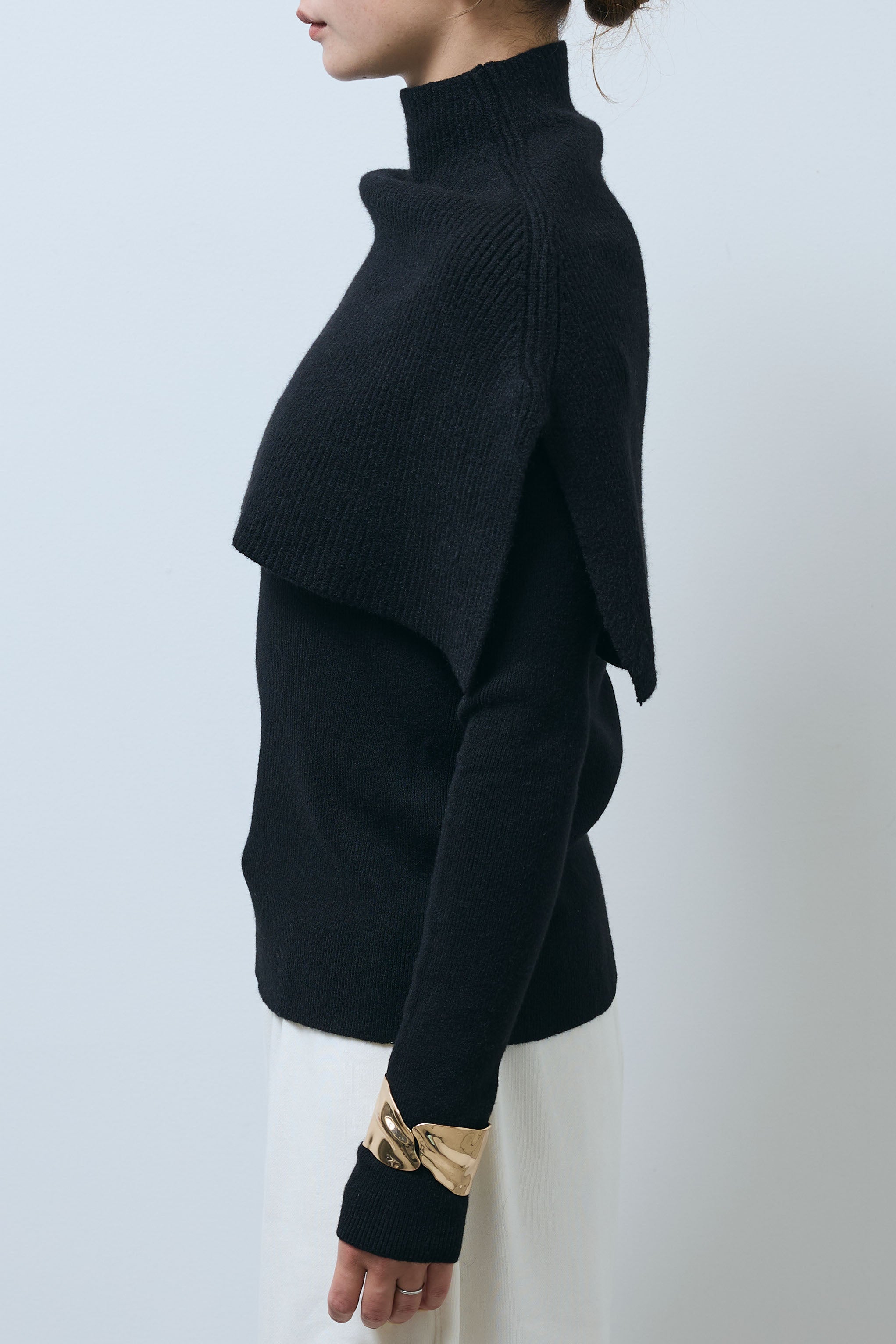 予約/SET]ケープアンサンブルニット+フロントジップストラップデザイン