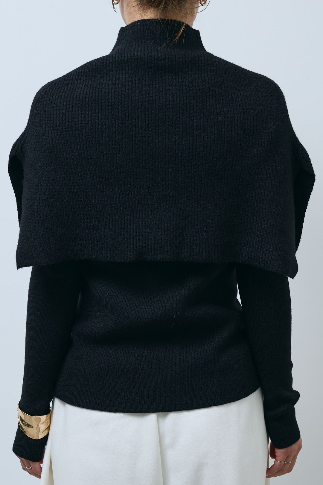 [予約]ケープアンサンブルニット