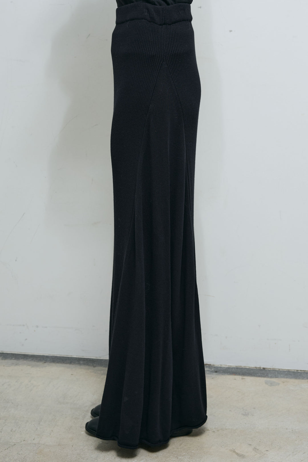 [予約/SET]ローゲージシアー ニット+箔プリントロンT+切り替えリブニットロングスカート(3set)