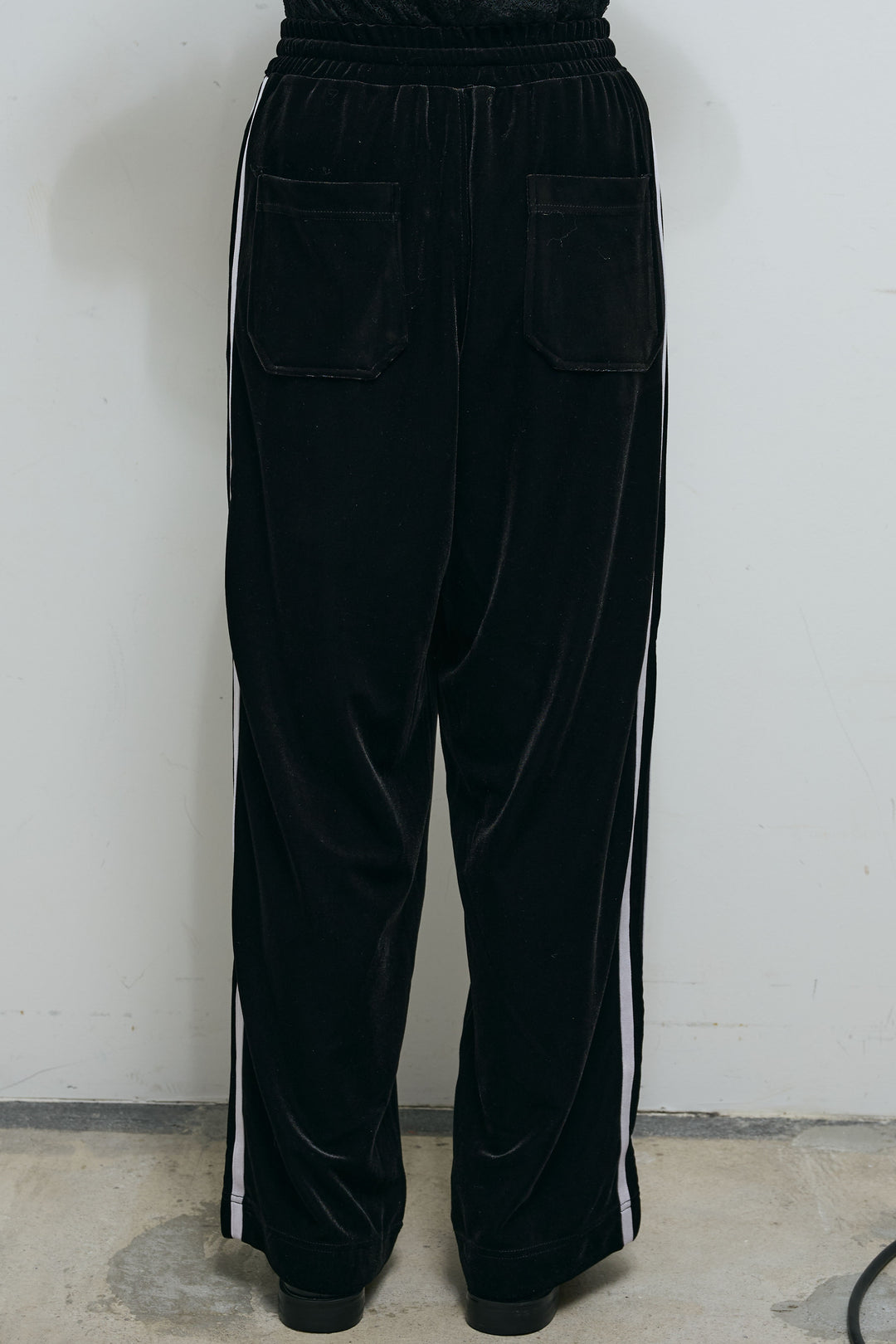 [予約]サイドラインベロアパンツ