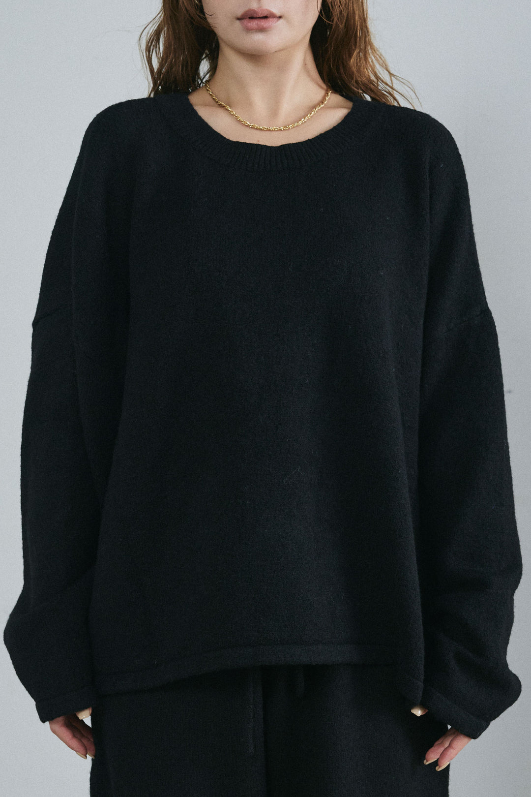 [予約]バックレースアップニット