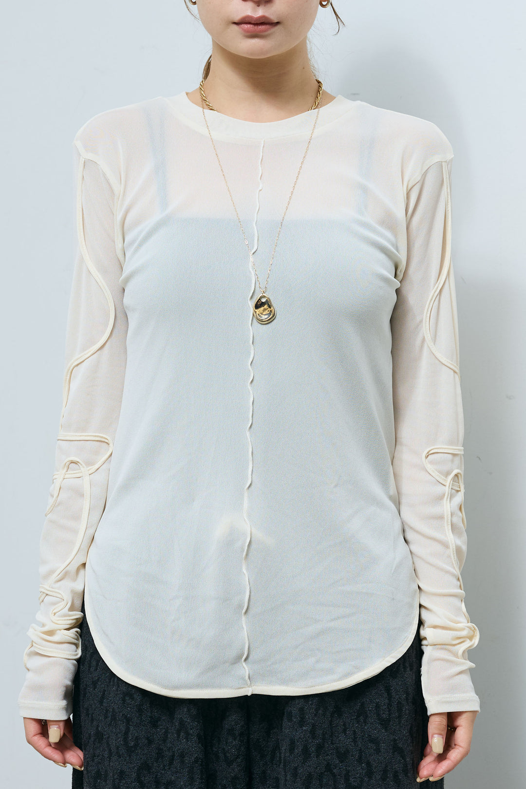 [予約]袖コード刺繍プルオーバー