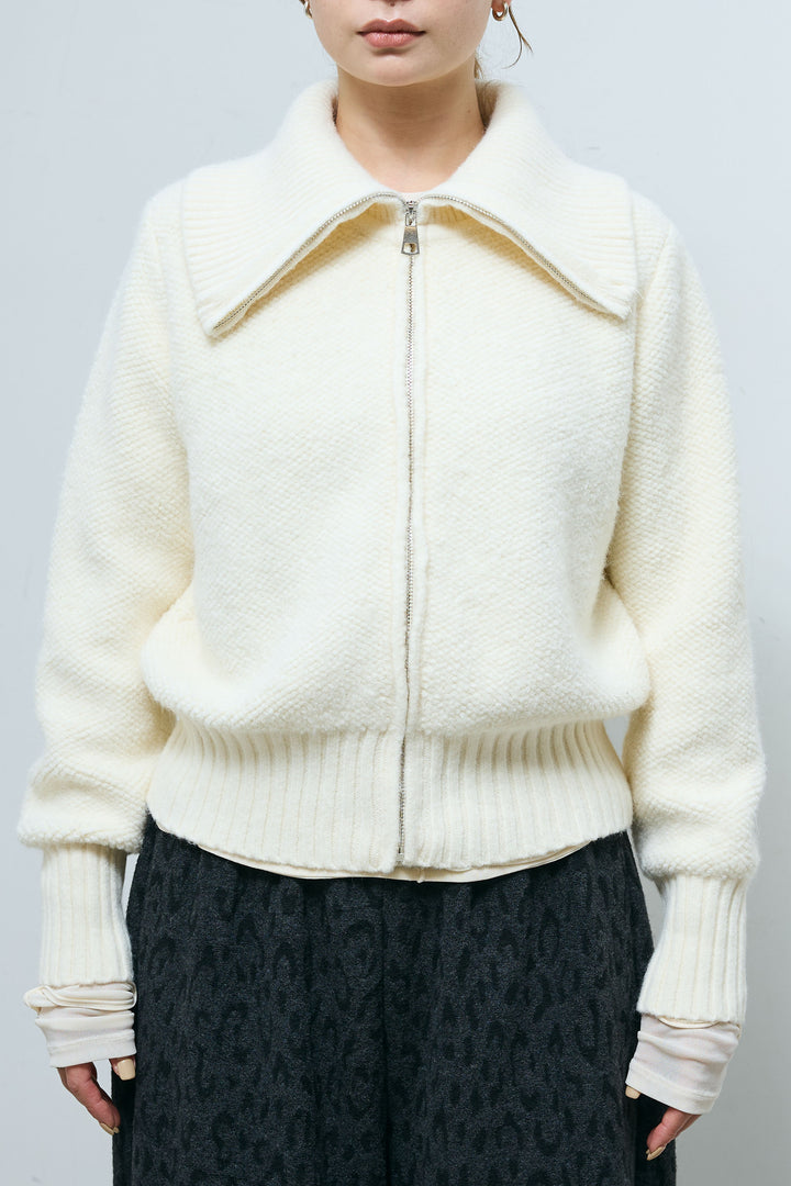 [予約]ハイネックジップアップニット