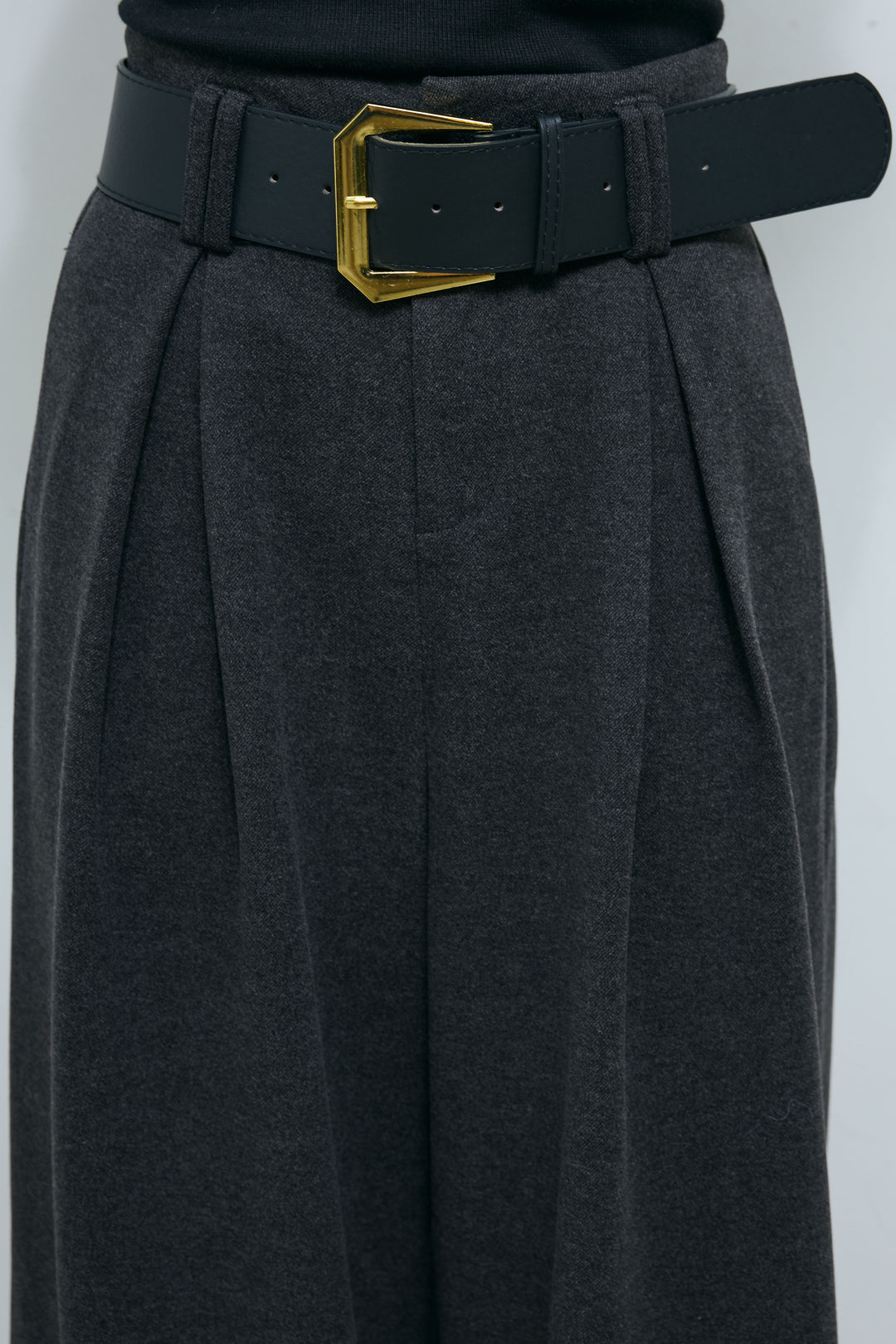 [予約]ベルト付きリバースタックパンツ