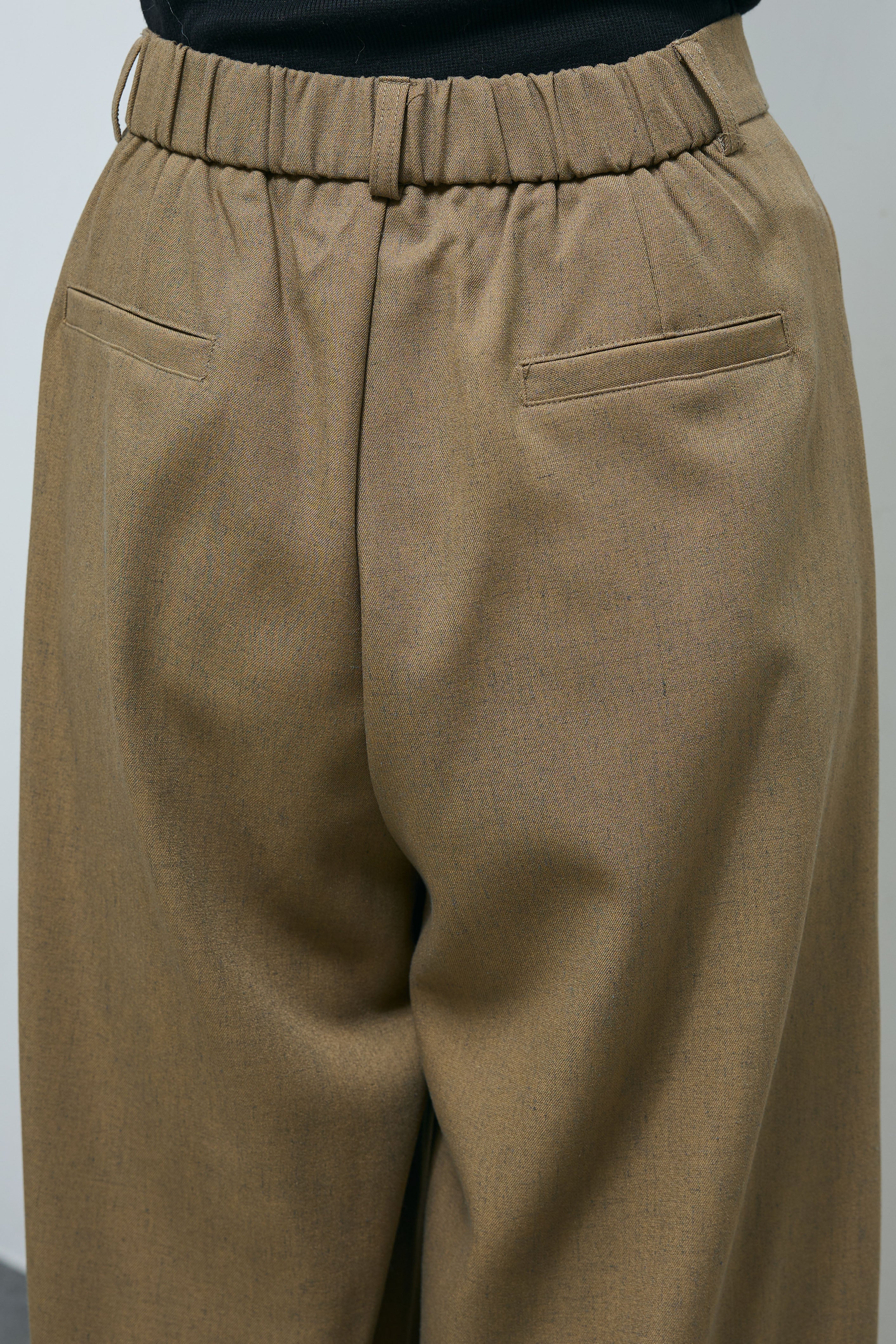 予約]フロントワイドタックネップ入ワイドパンツ – IAMALPHA