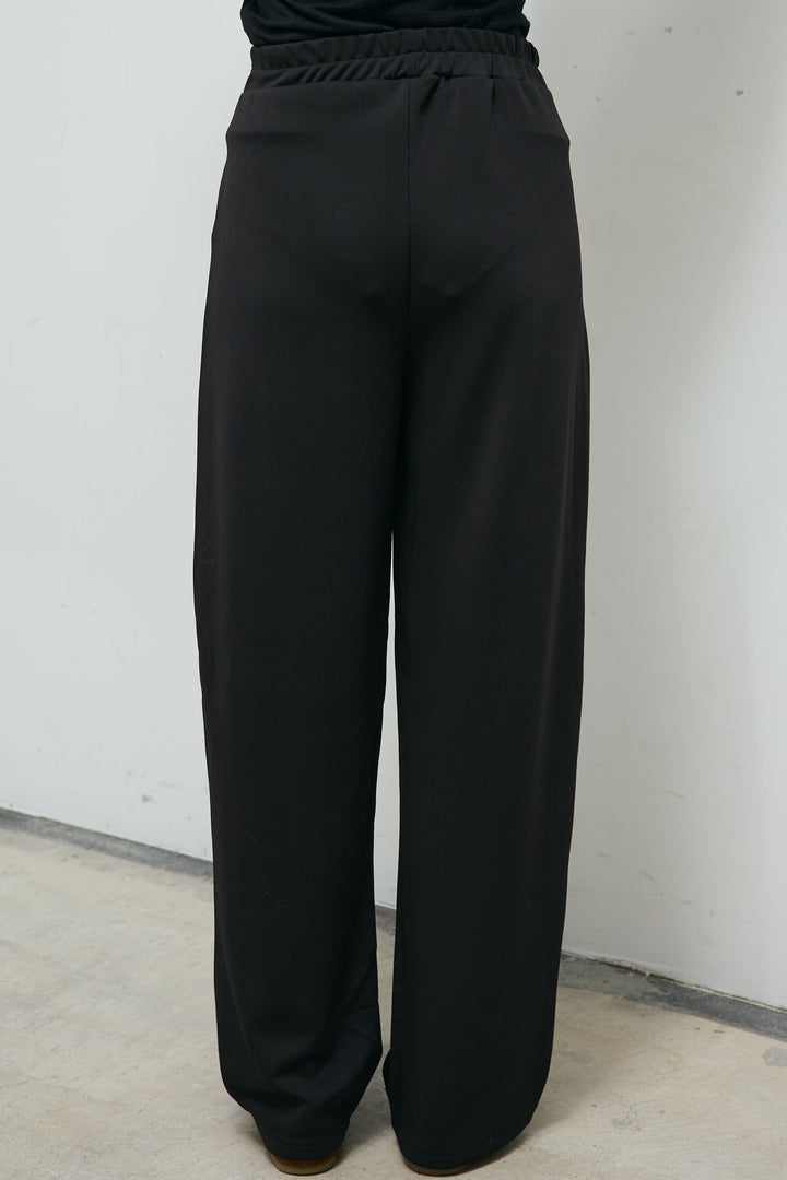 [予約]エフォートレスカーブパンツ