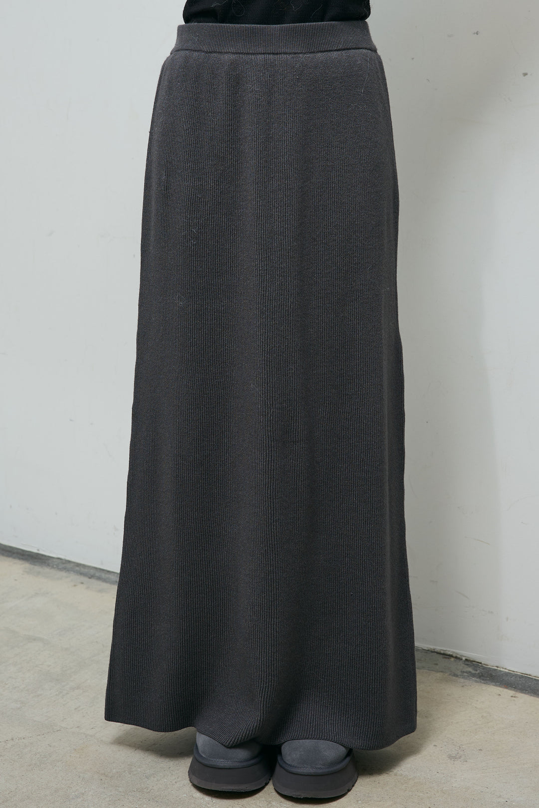 [予約/SET]ケーブルVニットセーター+リブニットナロースカート(2set)