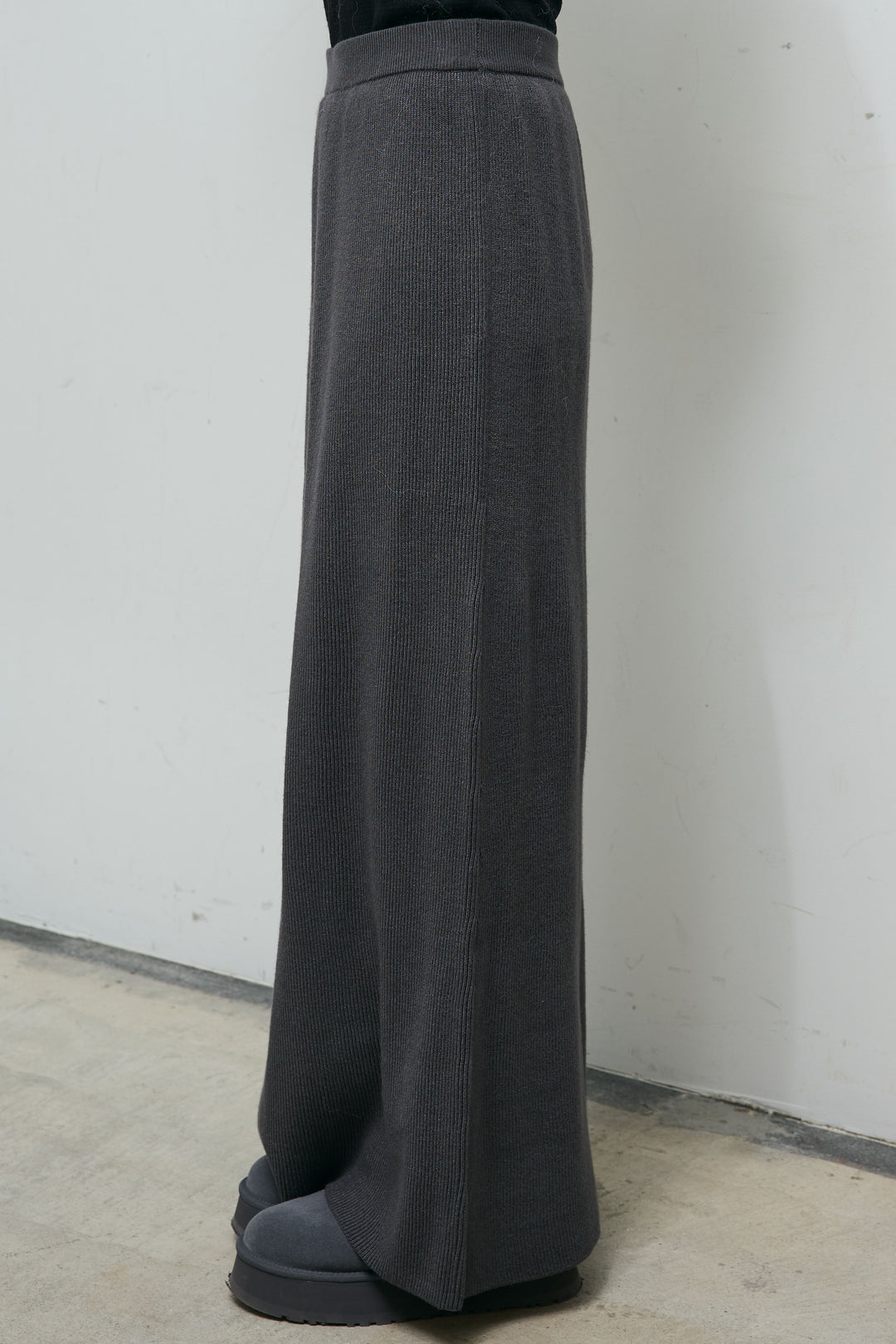 [予約/SET]ケーブルVニットセーター+リブニットナロースカート(2set)