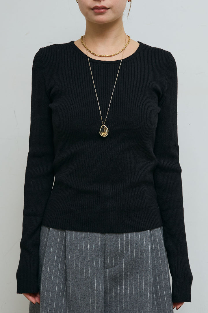 [予約]釦ボタンクルーネックリブニット