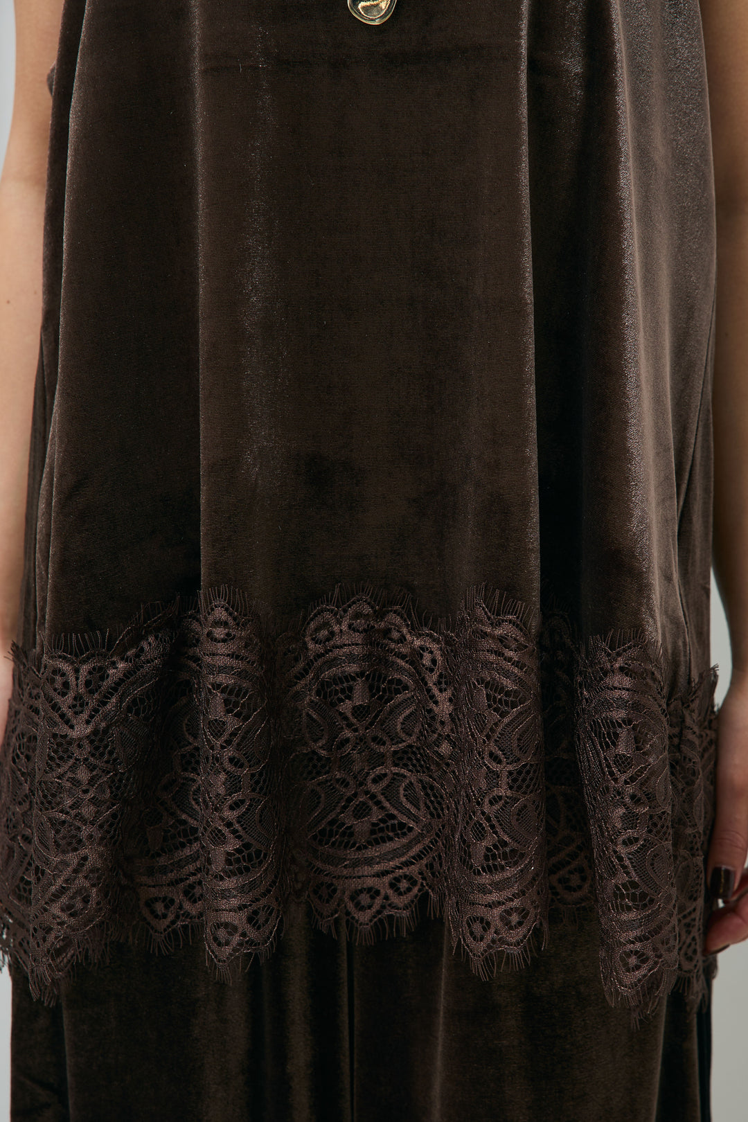 レース付きベロアキャミ