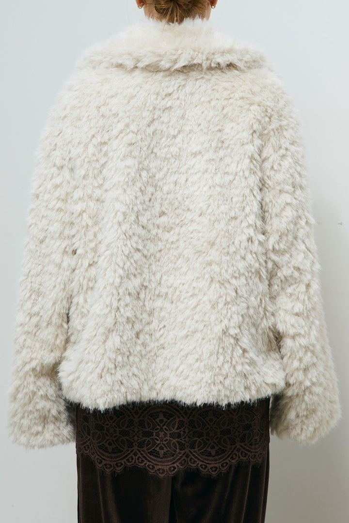 [予約]フェイクファーショートスタンドブルゾン