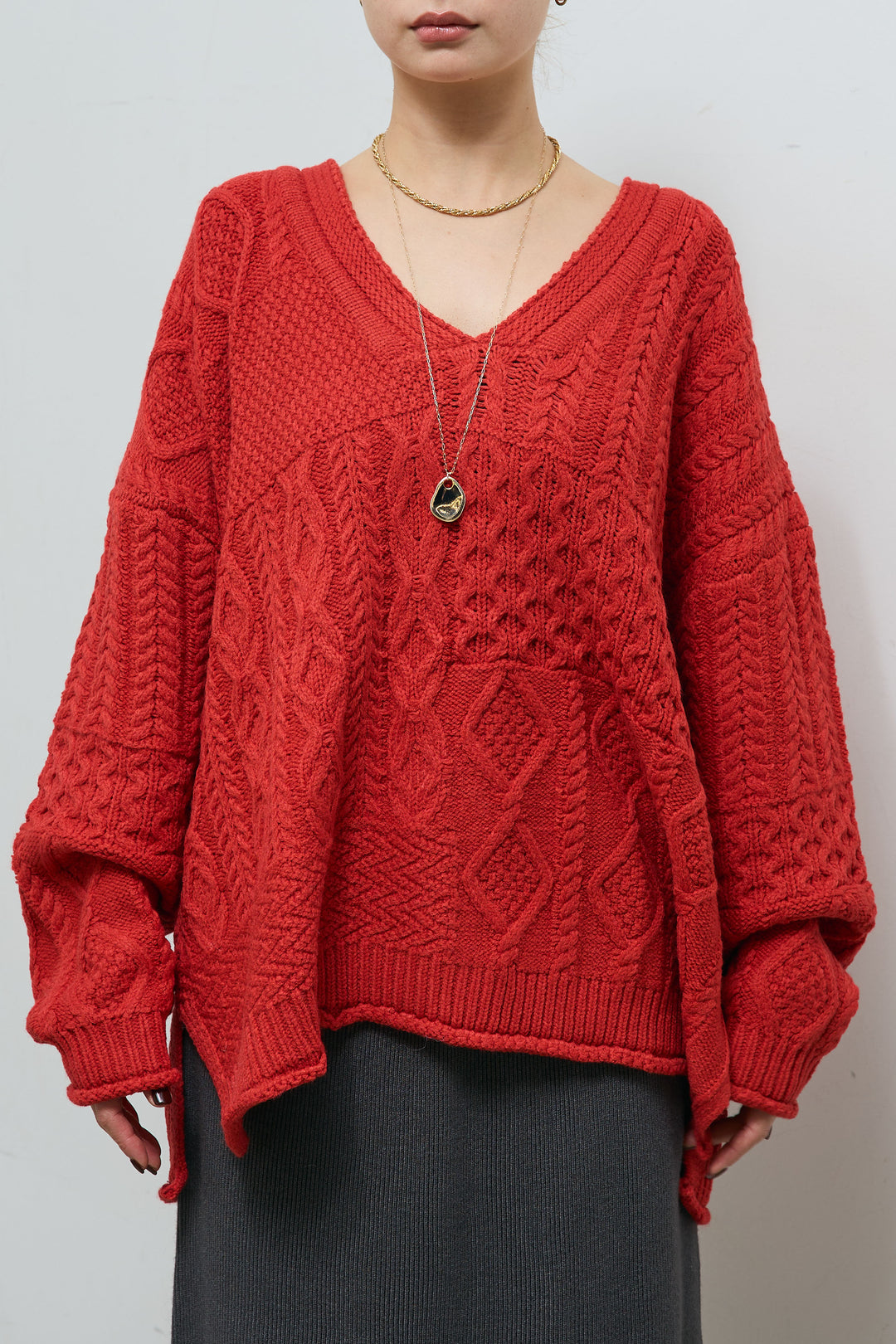 [予約]ケーブルVニットセーター