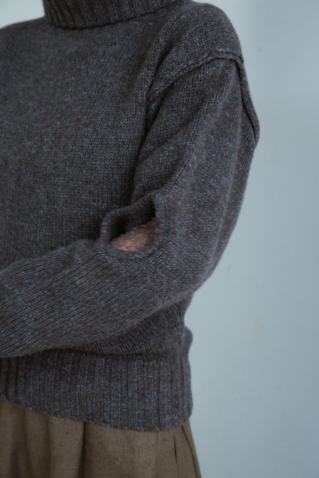 [予約]エルボーホールニット