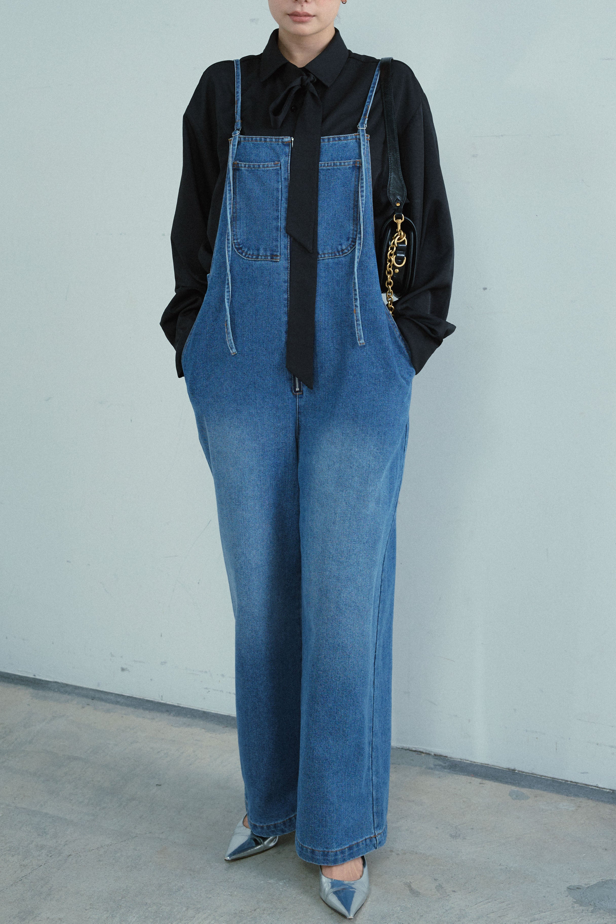 【IAM】新品未使用タグ付 フロントジップストラップデザインデニムサロペット 予約]フロントジップストラップデザインデニムサロペット – IAMALPHA