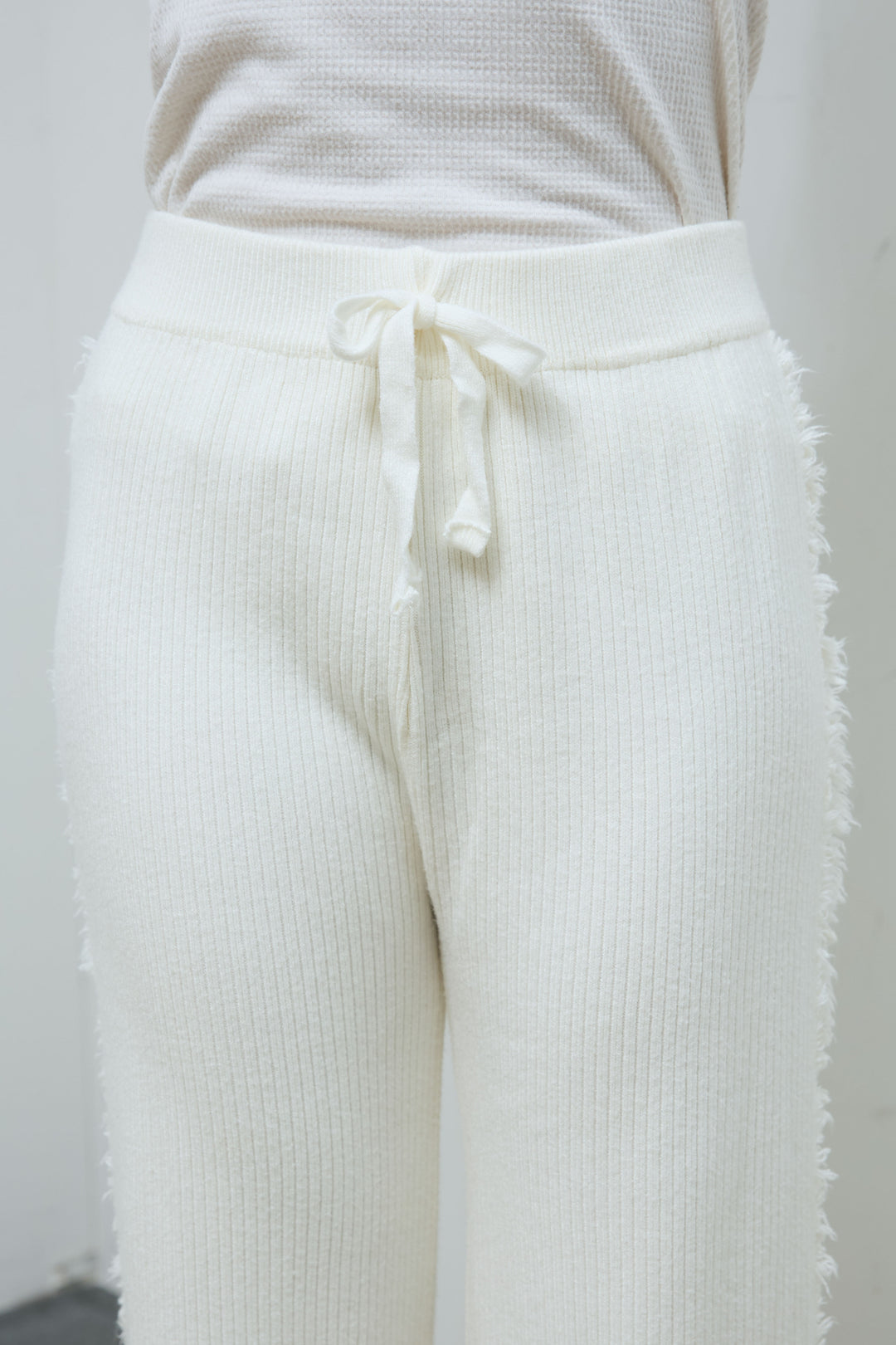 [予約/SET]切り替えパターンミニフリンジニット+サイドフリンジニットパンツ(2set)