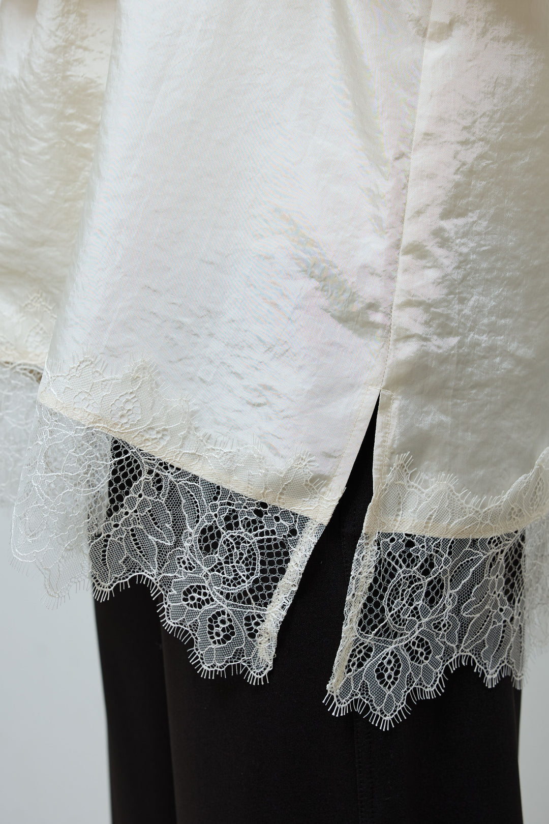 [予約/SET]起毛シャギーカーディガン+サテンレースキャミソール+スウェット切り替えデニムパンツ(3set)