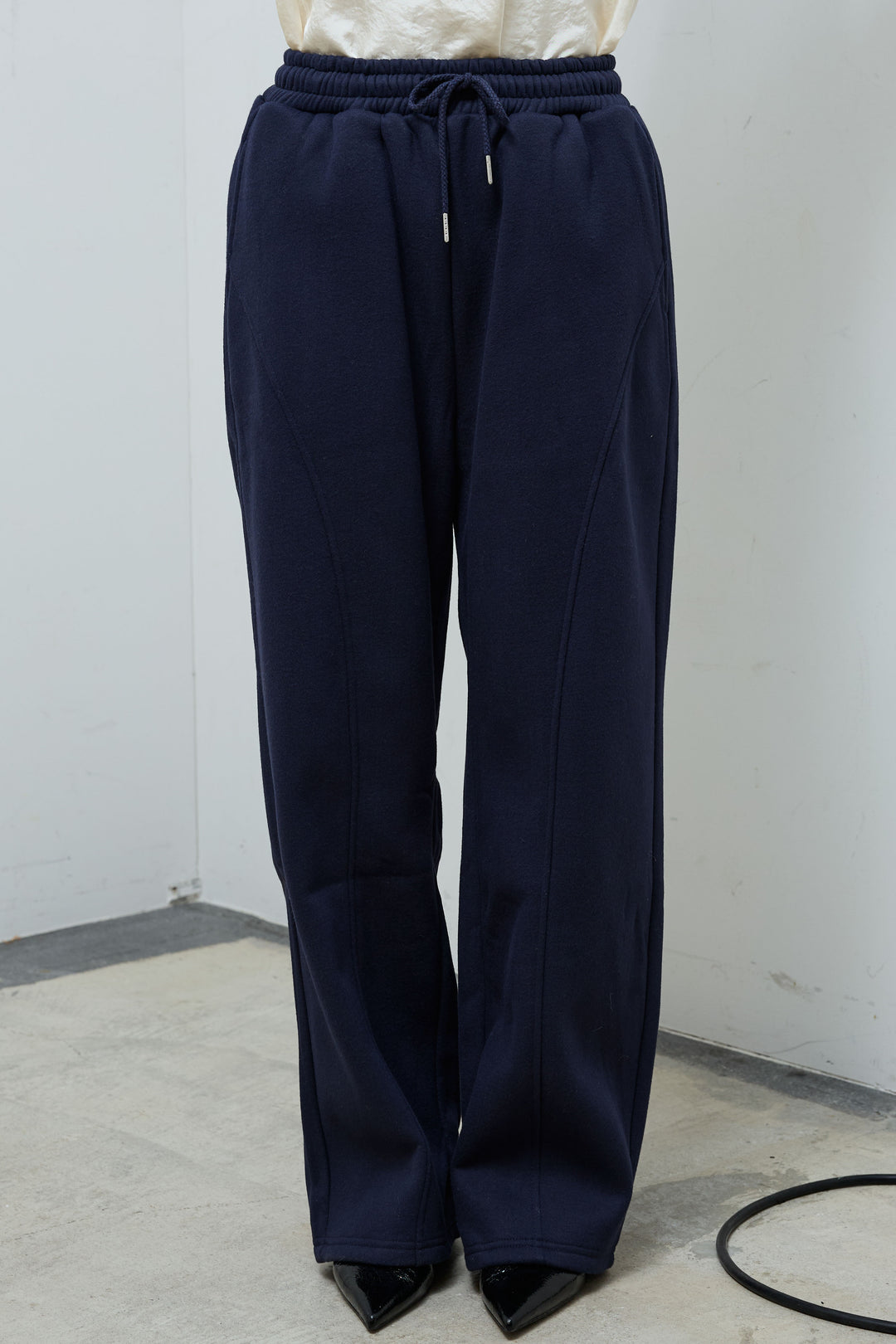 [予約/SET]バックラベルコンパクトフーディ+裏起毛立体カーブパンツ(2set)