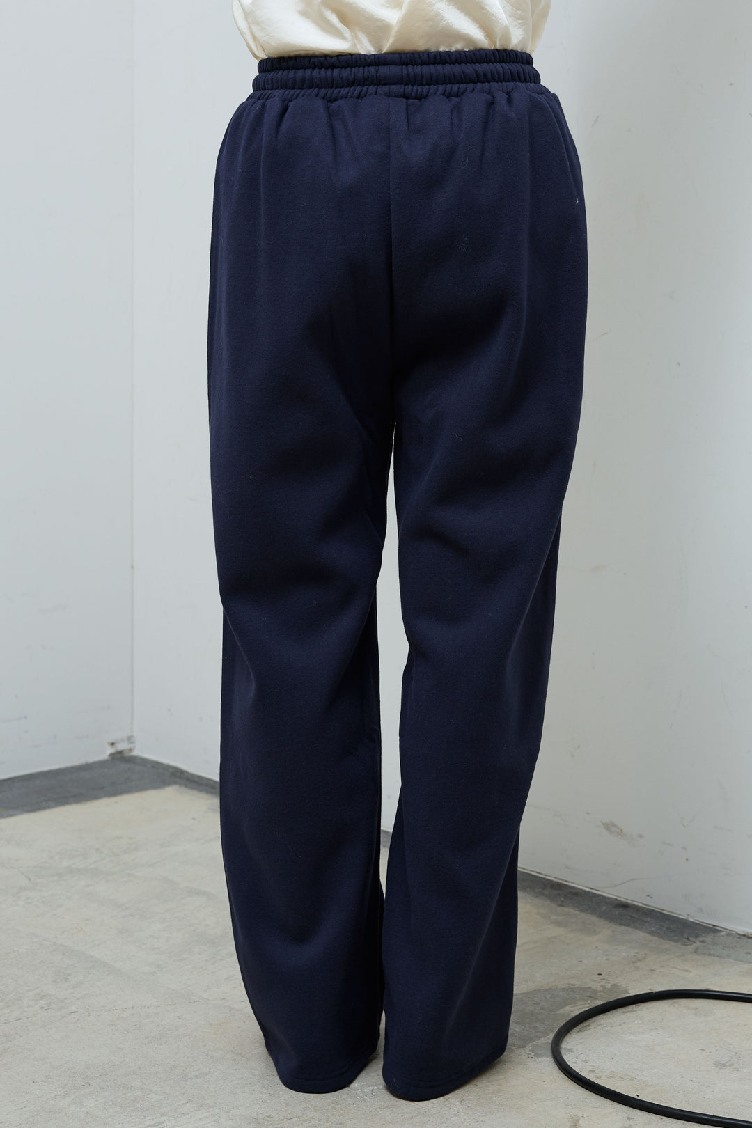 [予約/SET]バックラベルコンパクトフーディ+裏起毛立体カーブパンツ(2set)